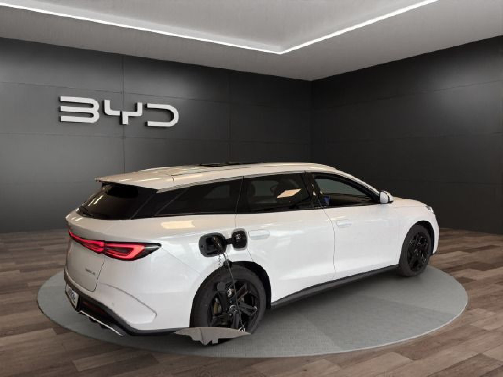 BYD - SEAL_5