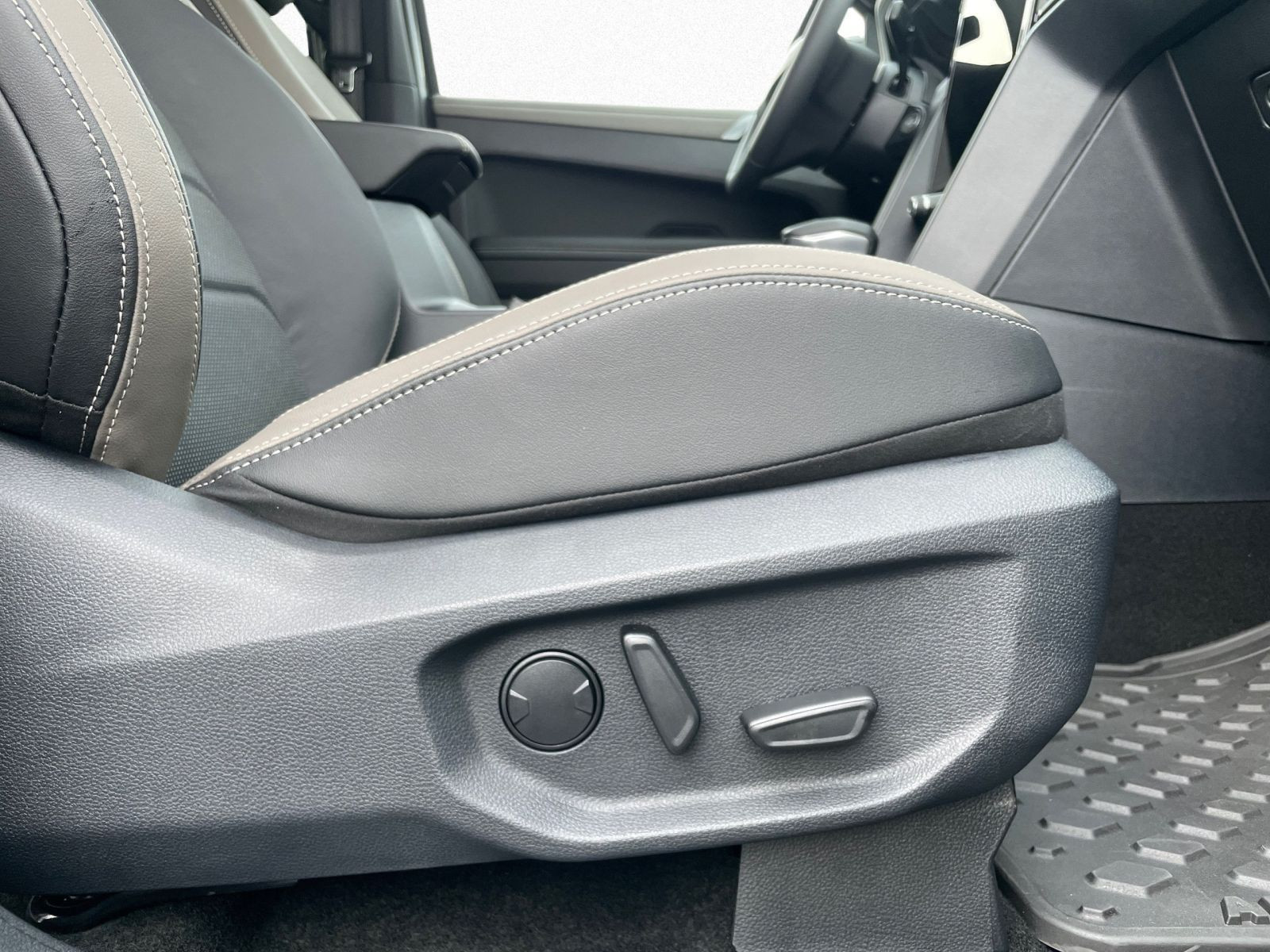 Volkswagen - Amarok_10