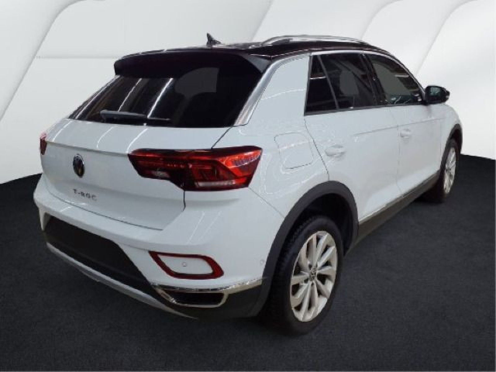 Volkswagen - T-Roc_4