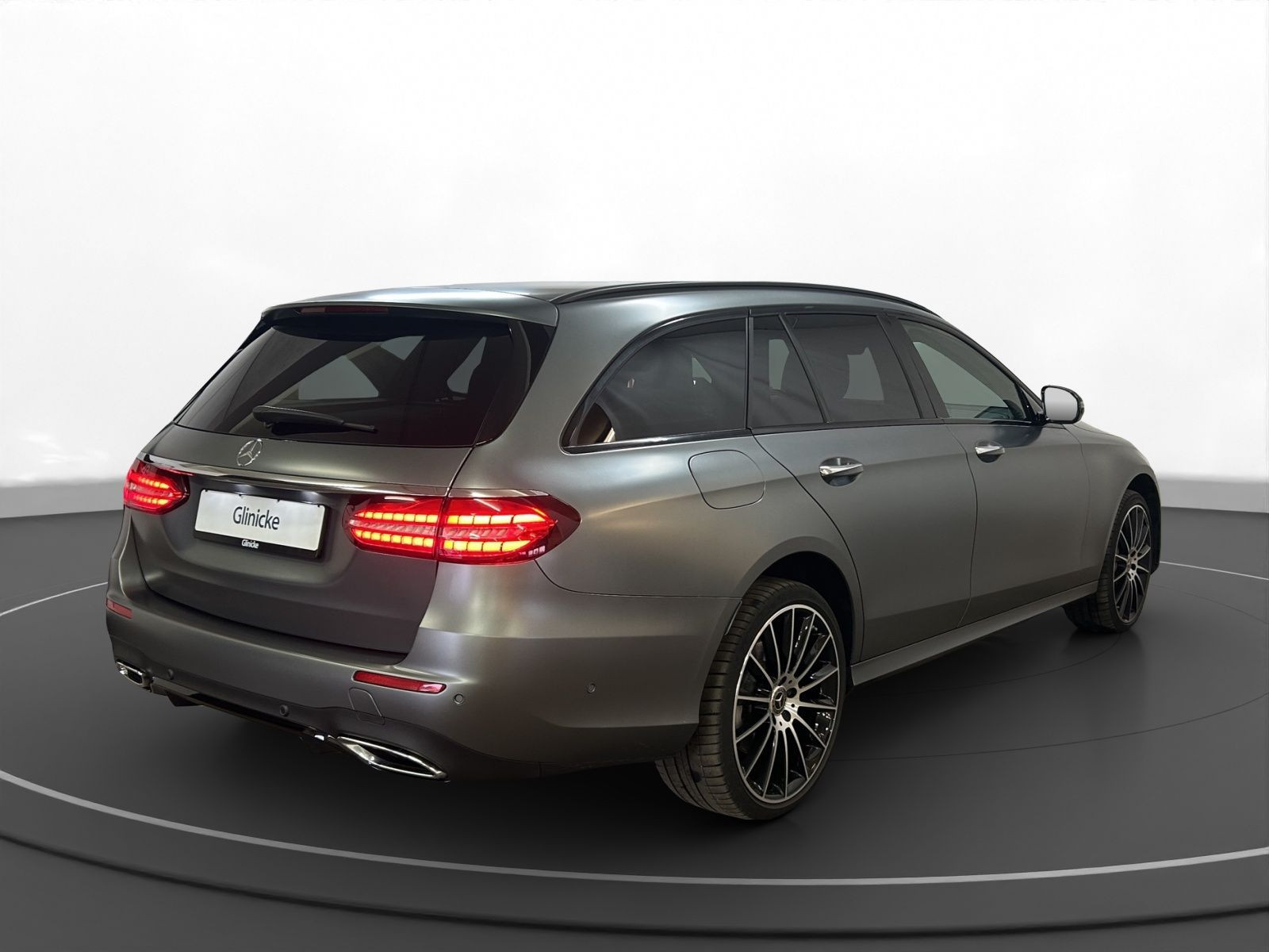 Mercedes-Benz - E 400_4