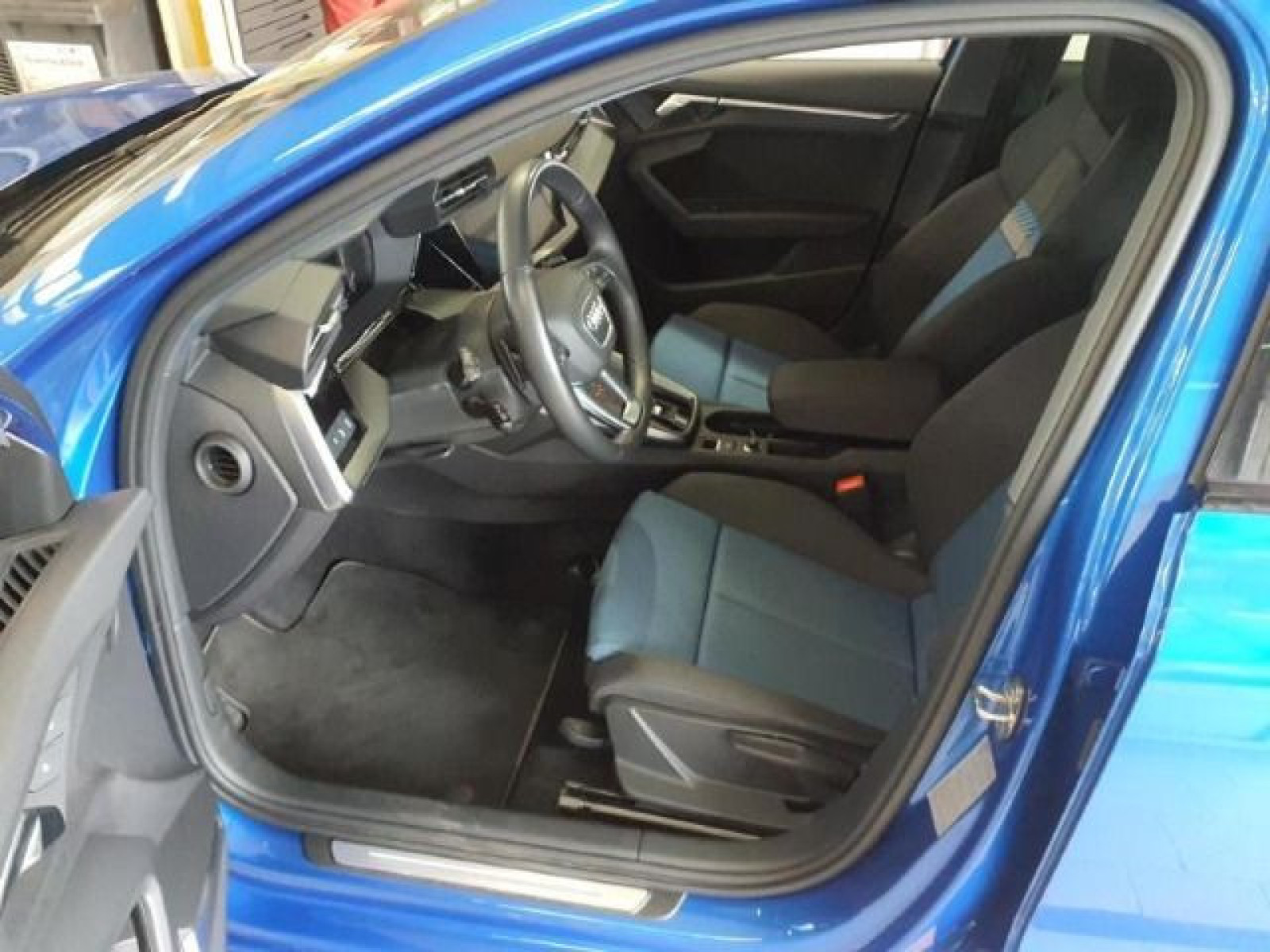 Audi - A3 Sportback_3