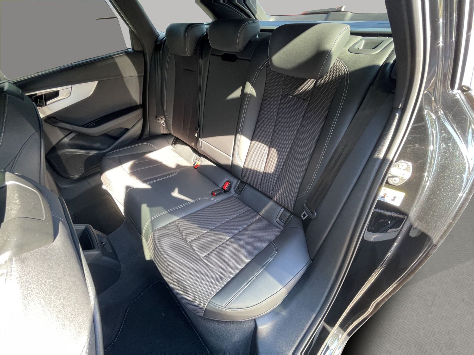 Audi - A4 Avant_18
