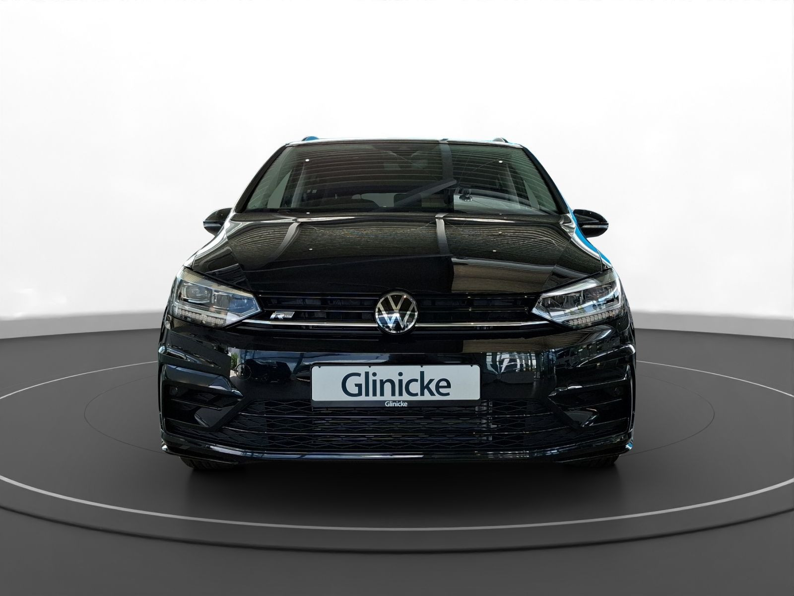 Volkswagen - Touran_15