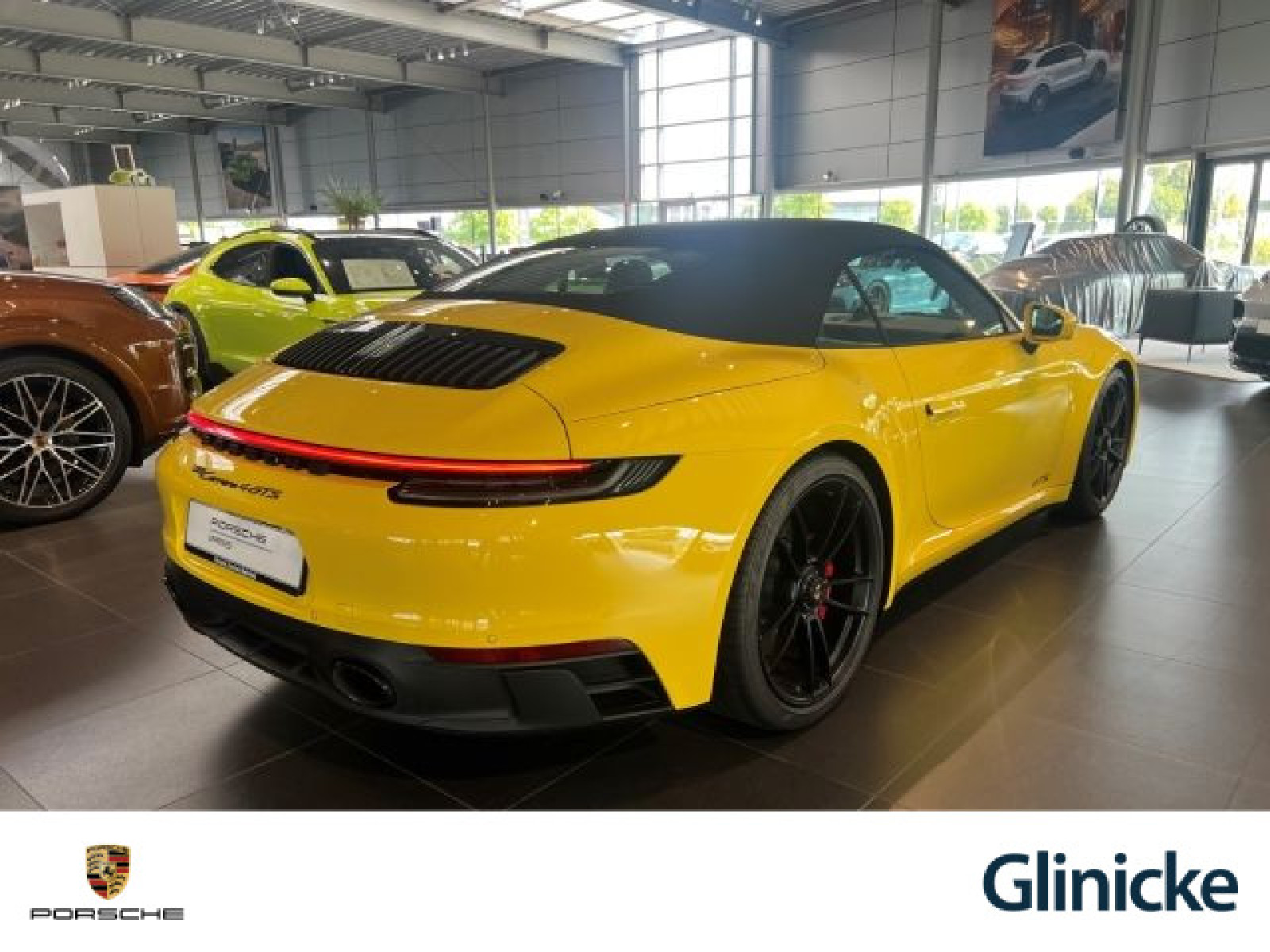 Porsche - 992_6