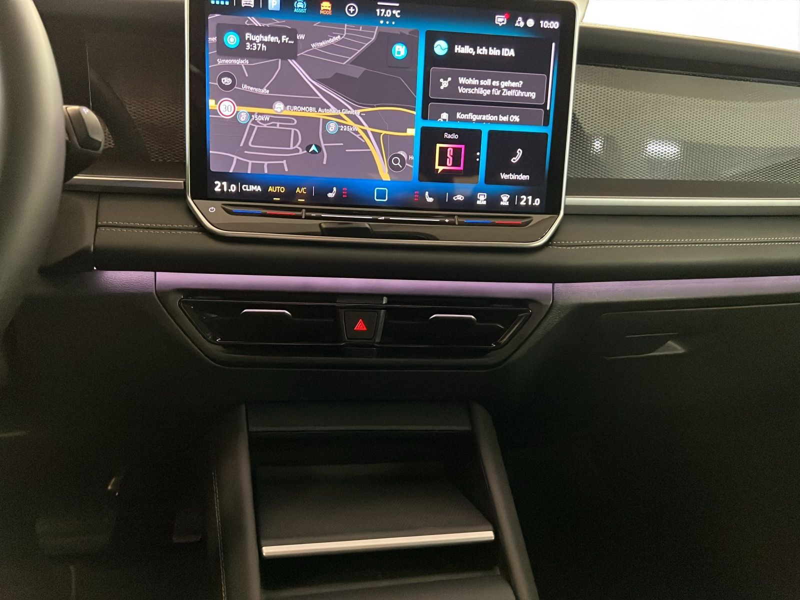 Volkswagen - Tayron_10