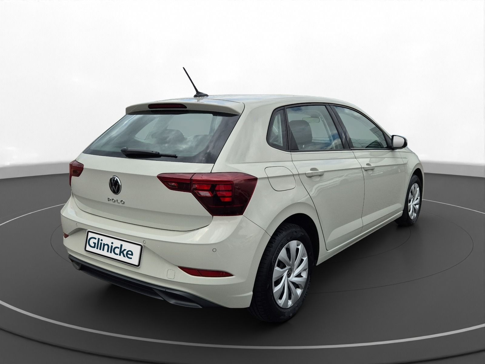 Volkswagen - Polo_11