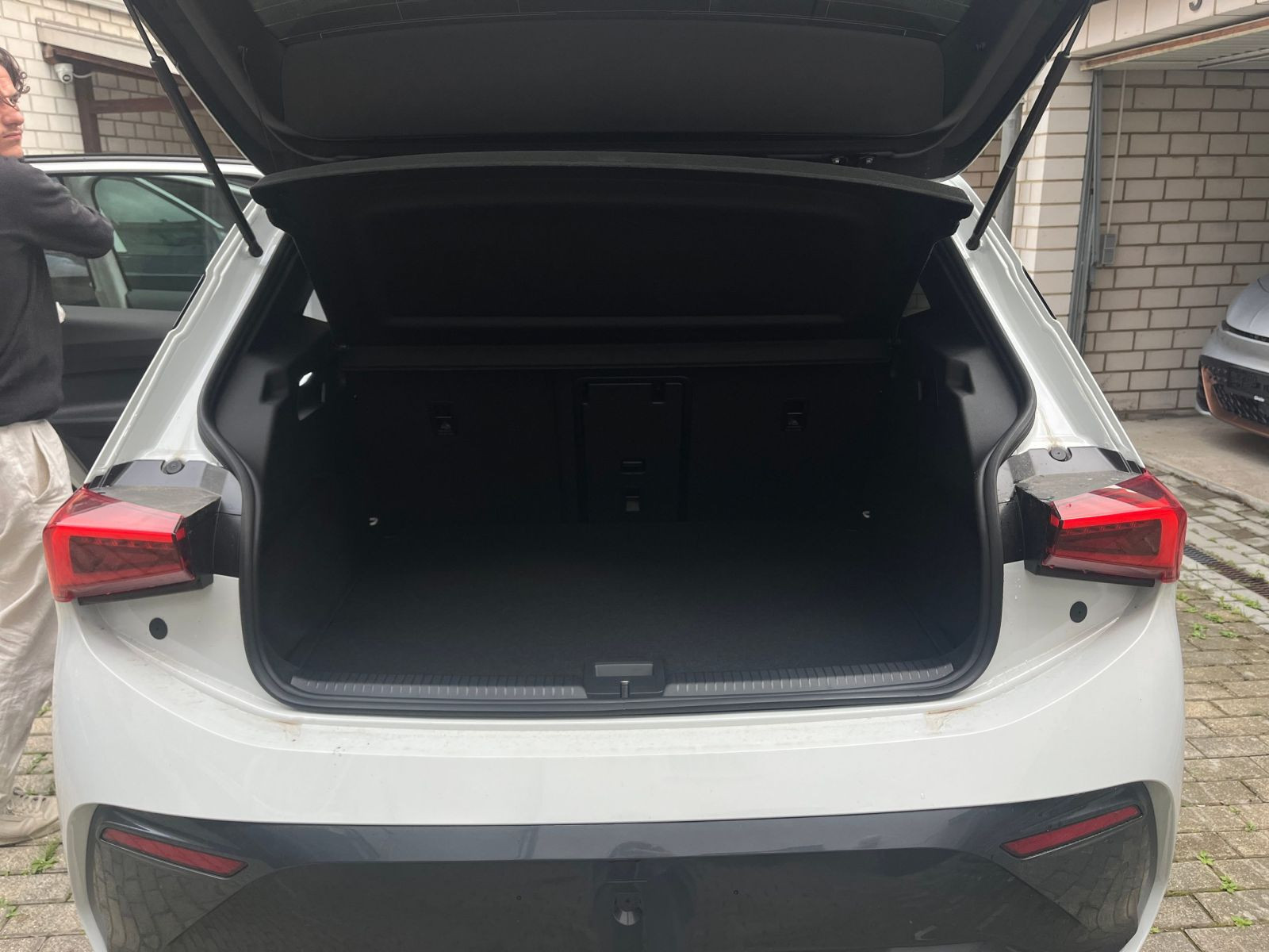 Cupra - Born_16