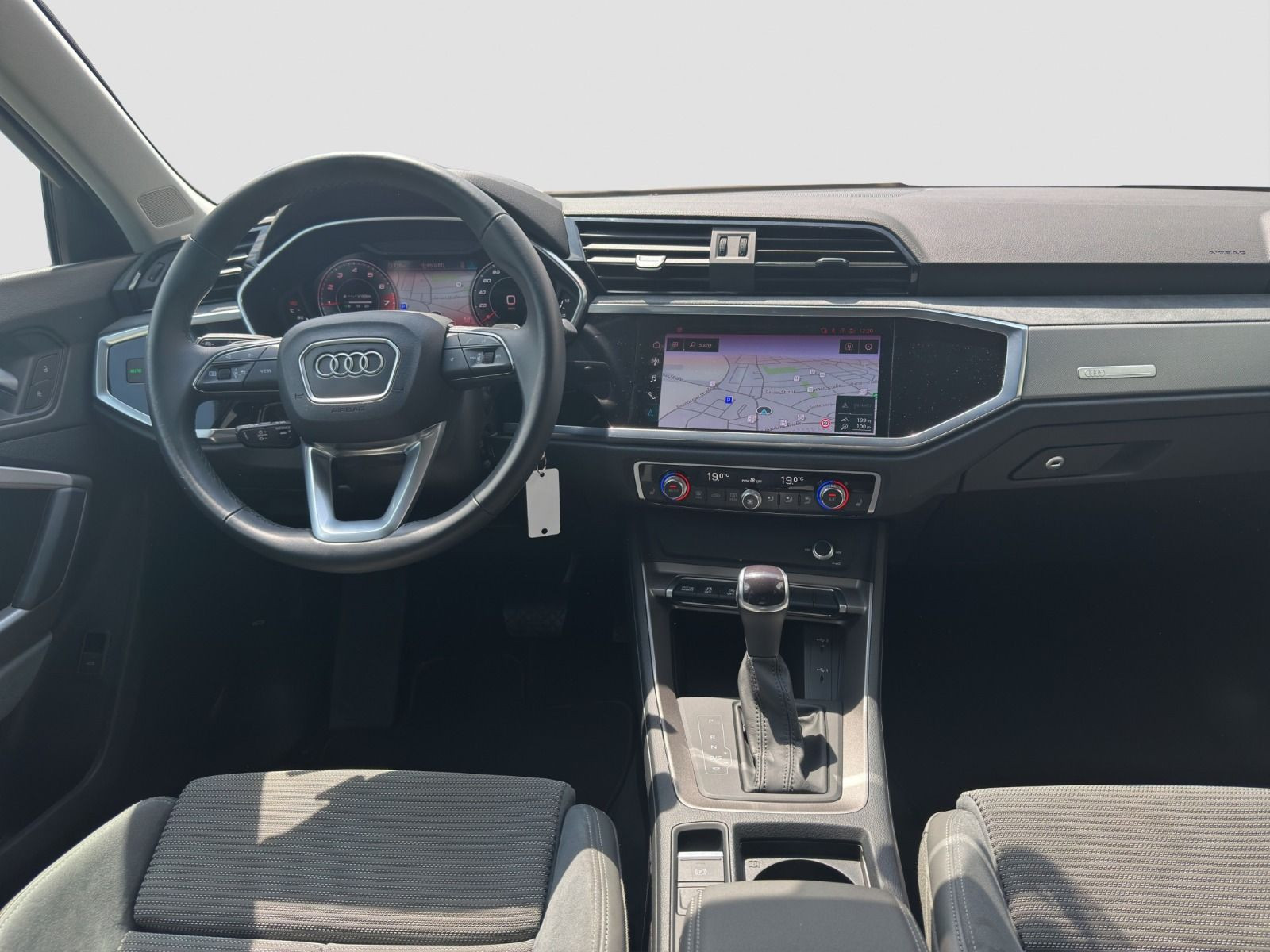 Audi - Q3 Sportback_13