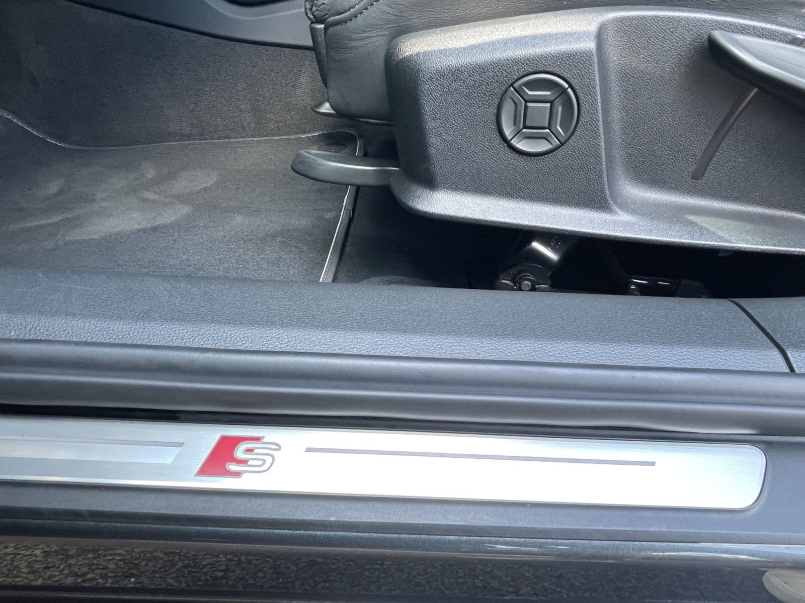 Audi - A6 Avant_24