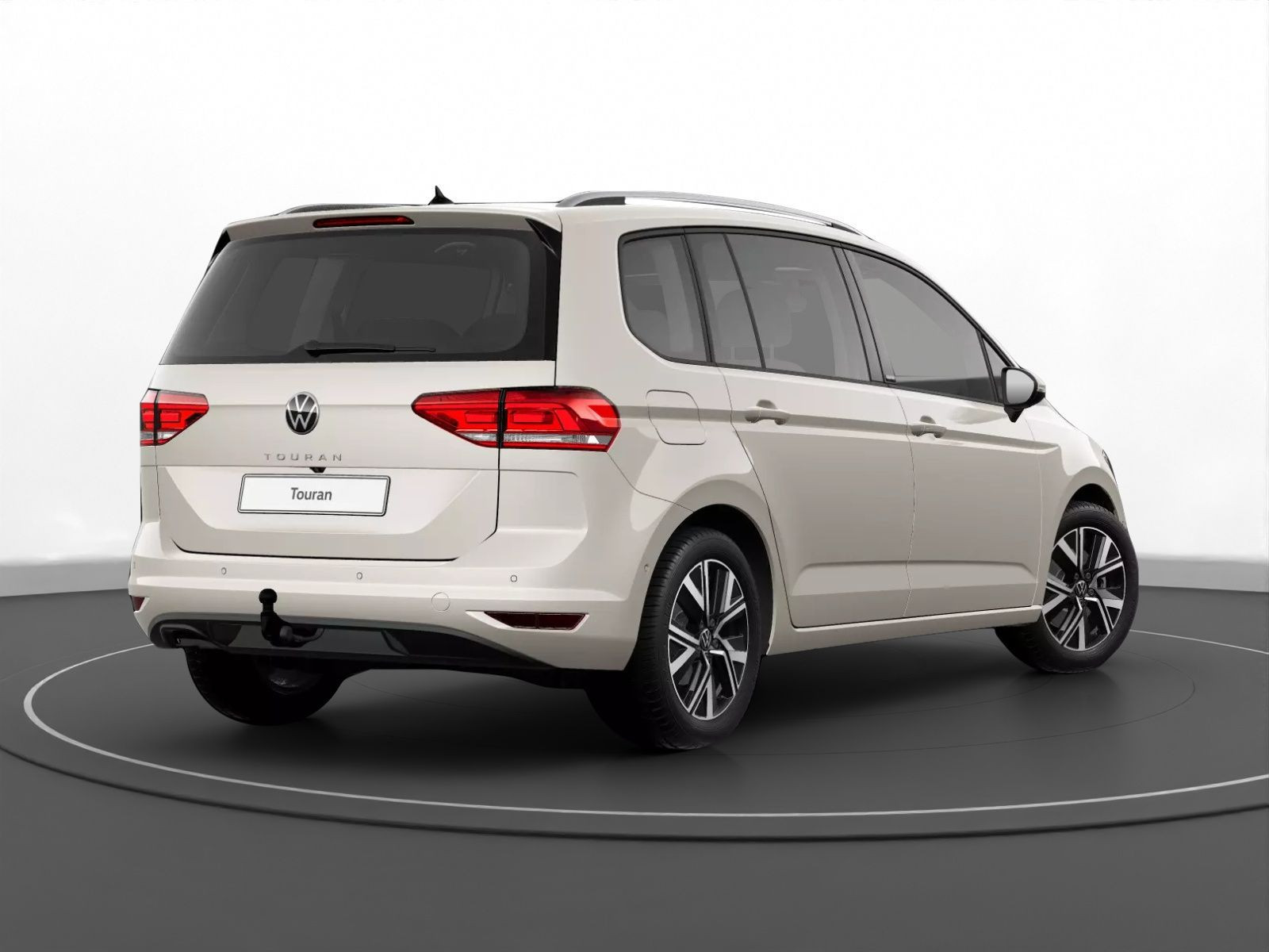 Volkswagen - Touran_4