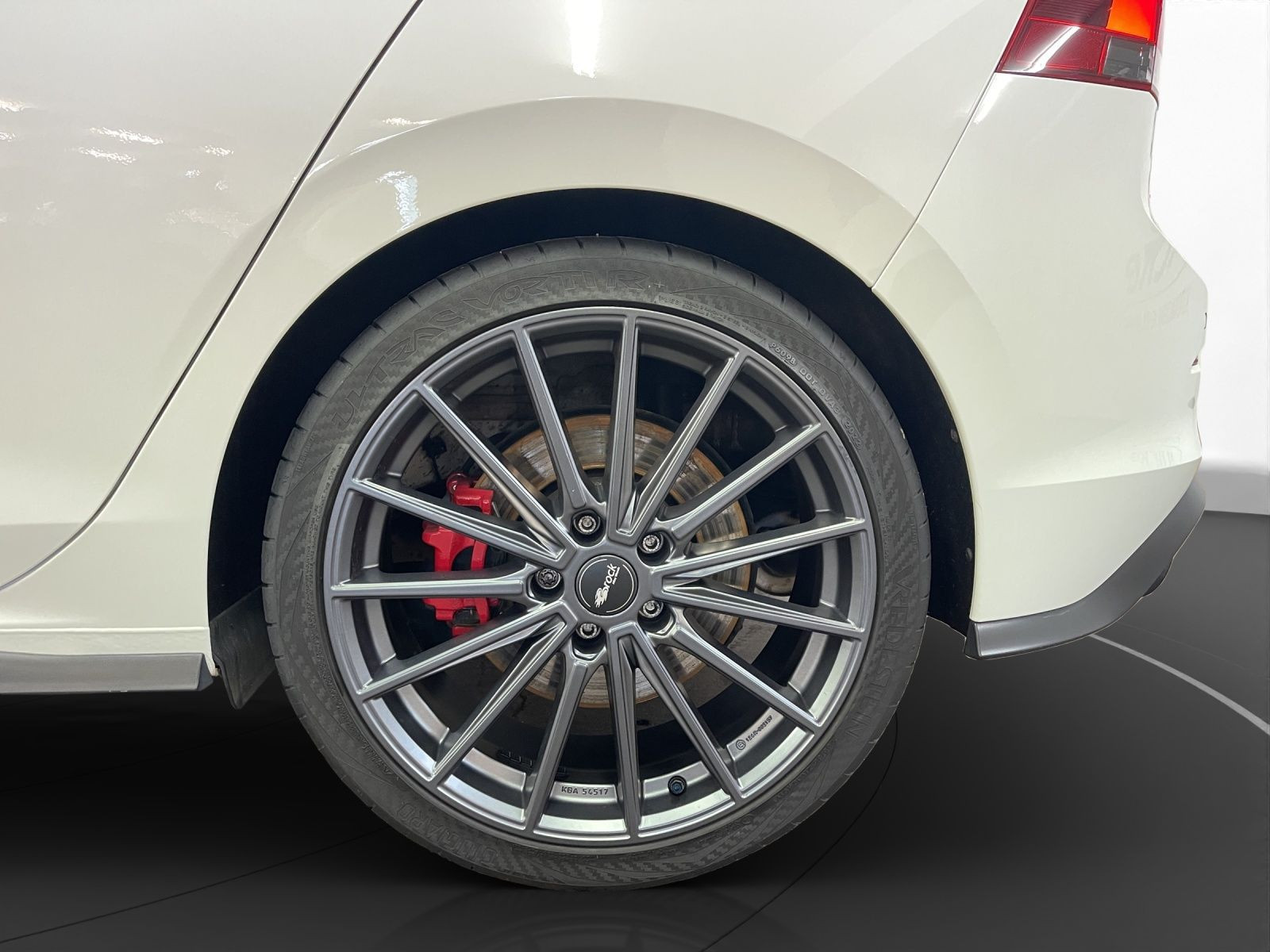 Volkswagen - Golf GTI_14