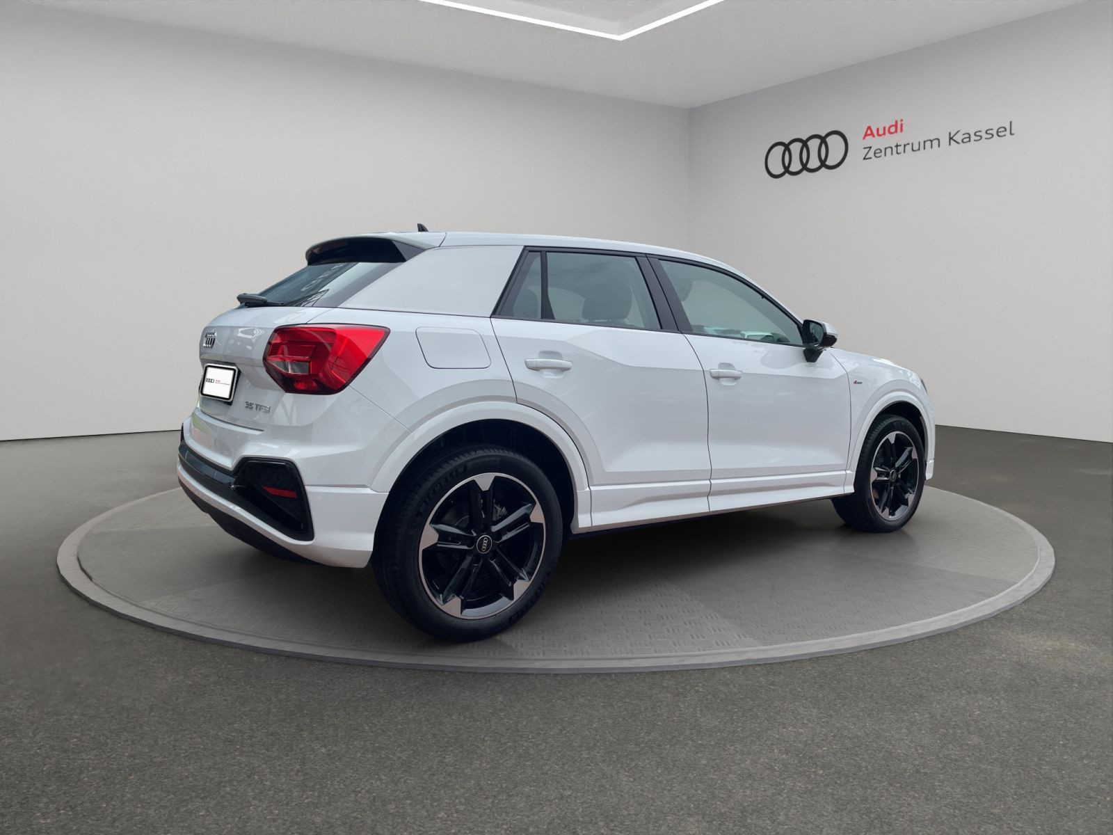 Audi - Q2_5
