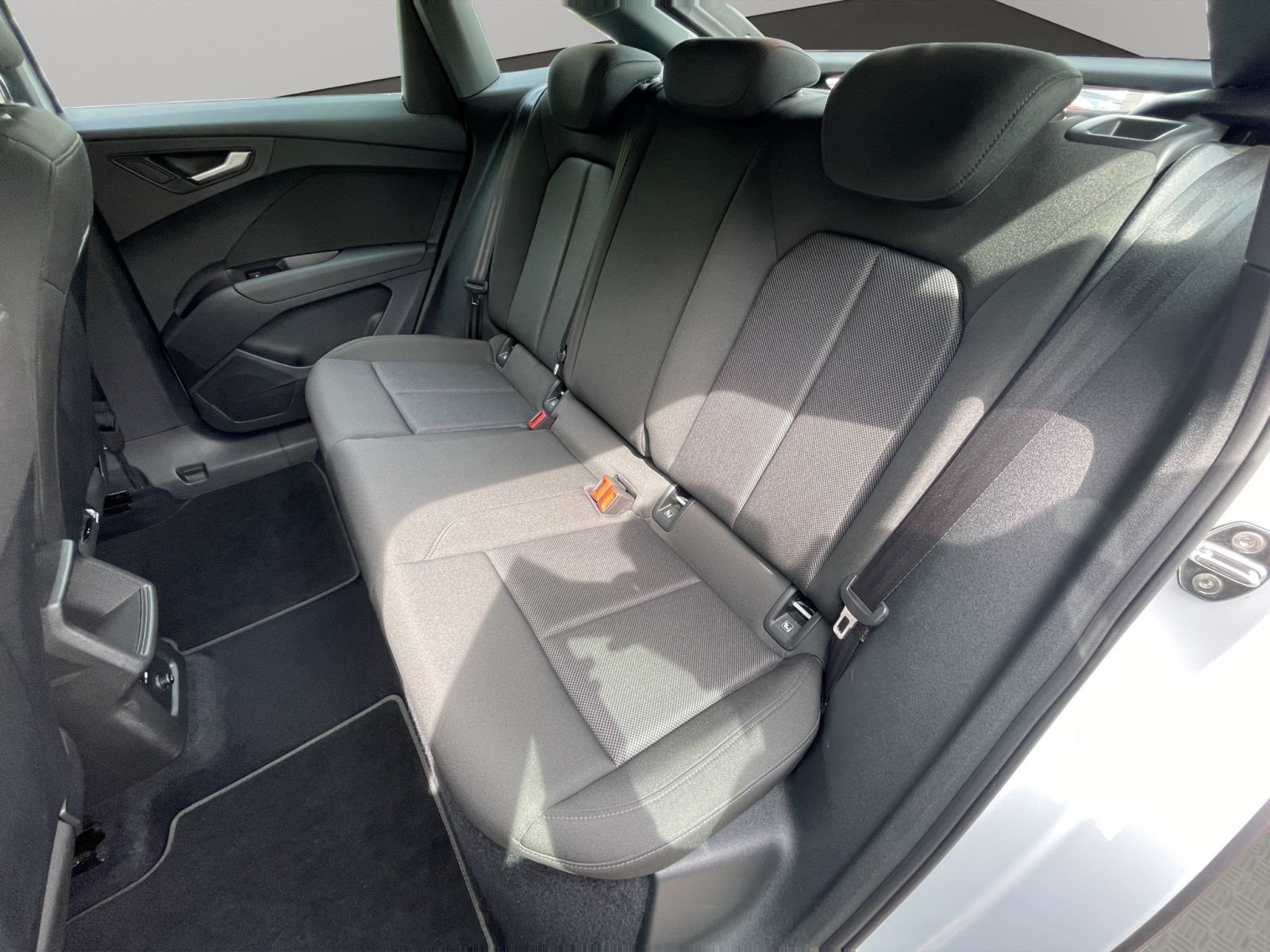 Audi - Q4 Sportback e-tron_18