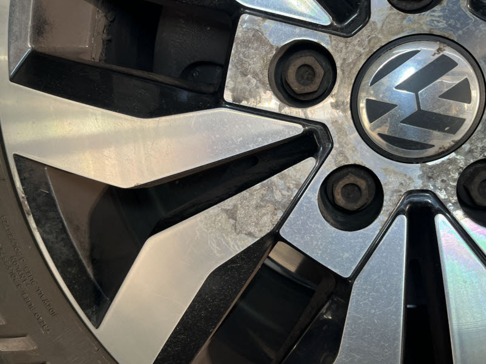Volkswagen - Amarok_47