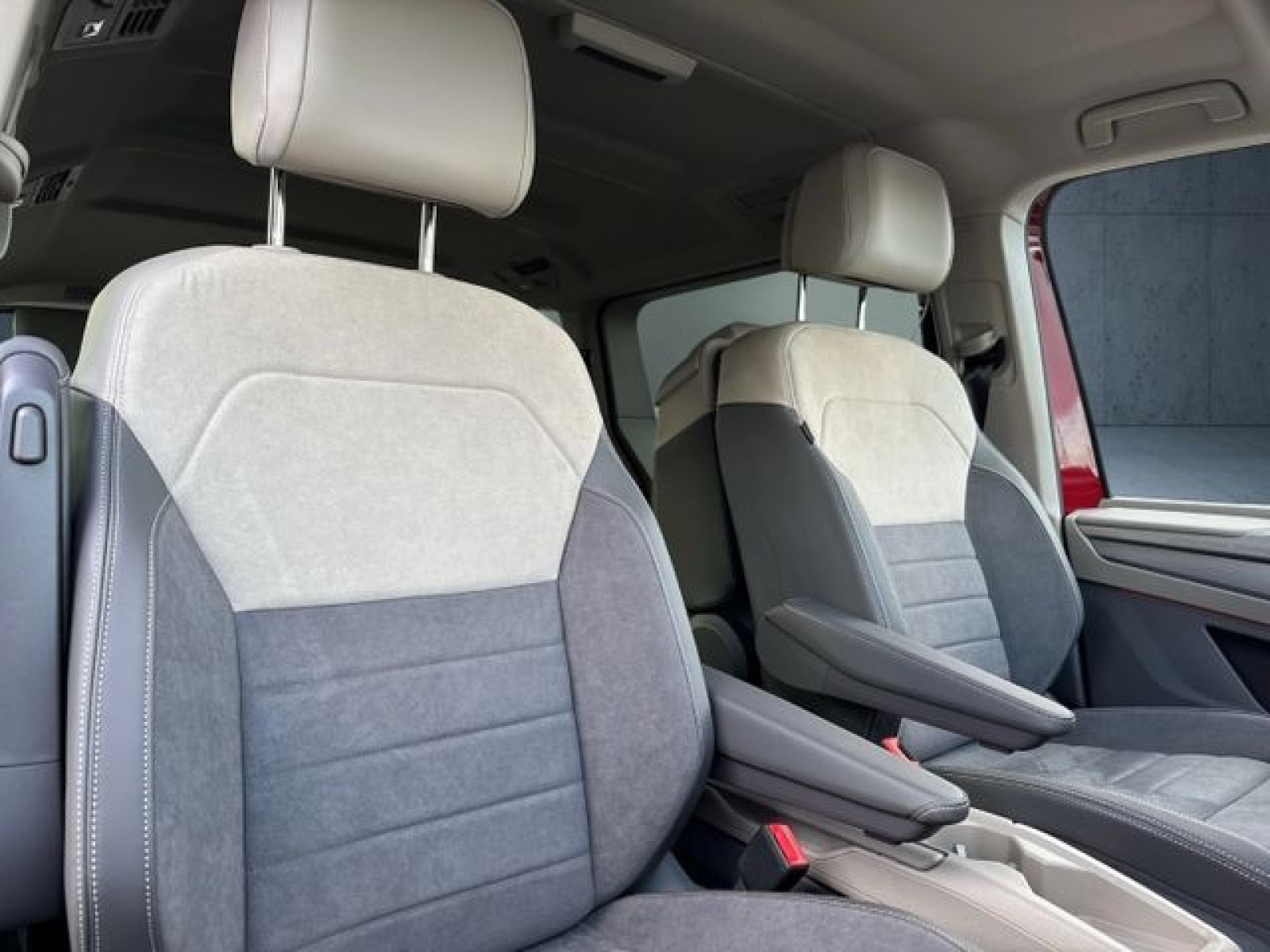 Volkswagen - Multivan_15