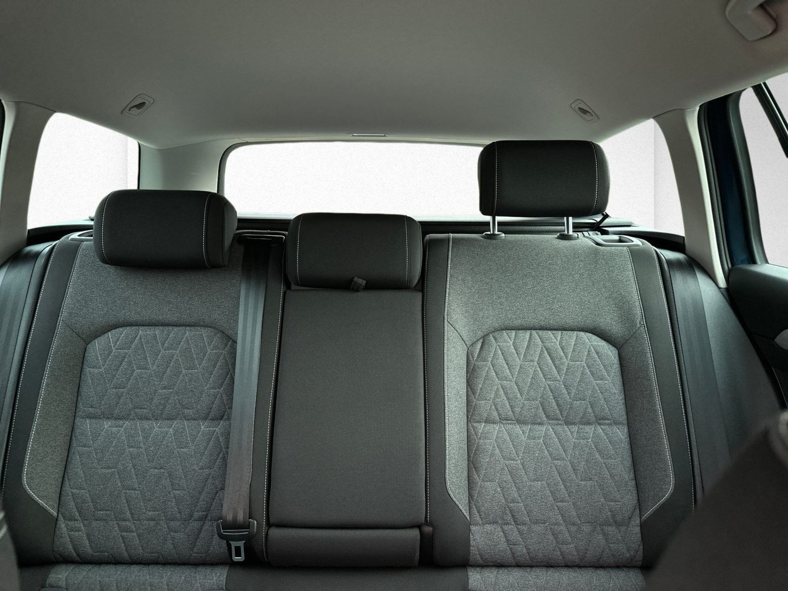 Volkswagen - Passat Variant_11