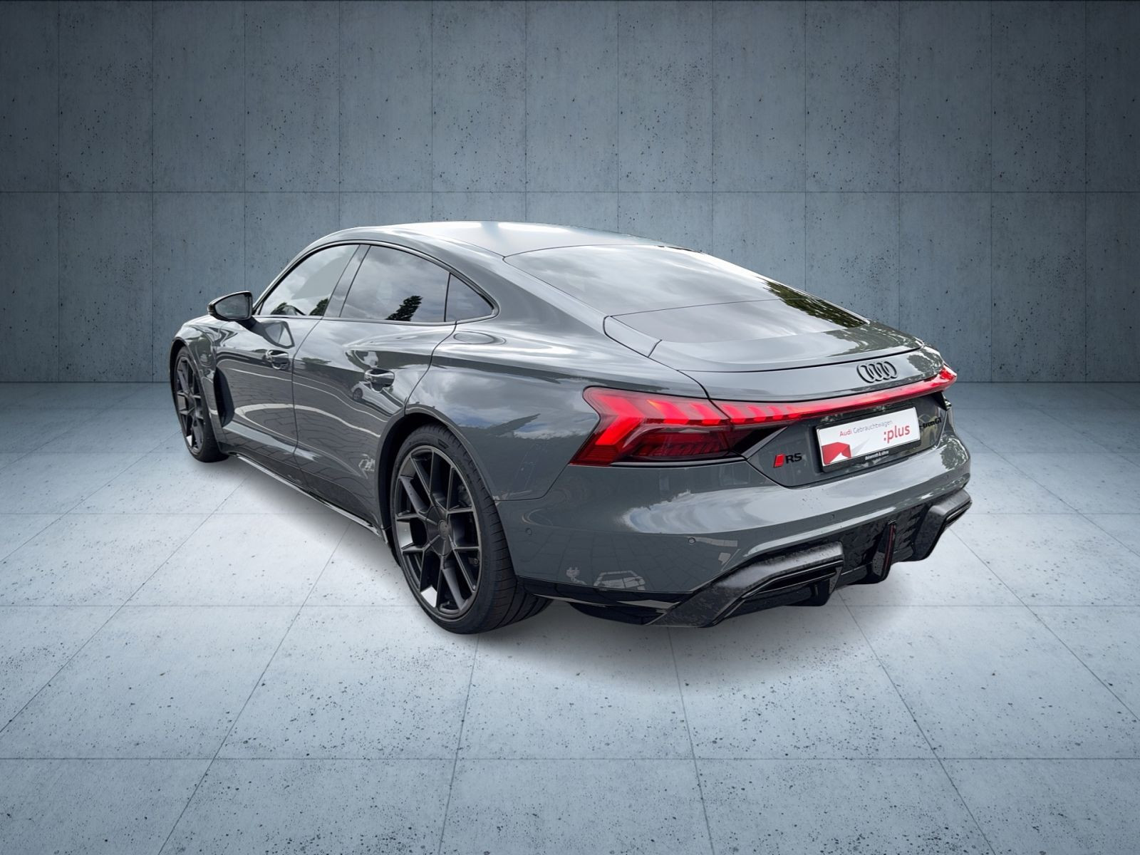 Audi - RS e-tron GT_5