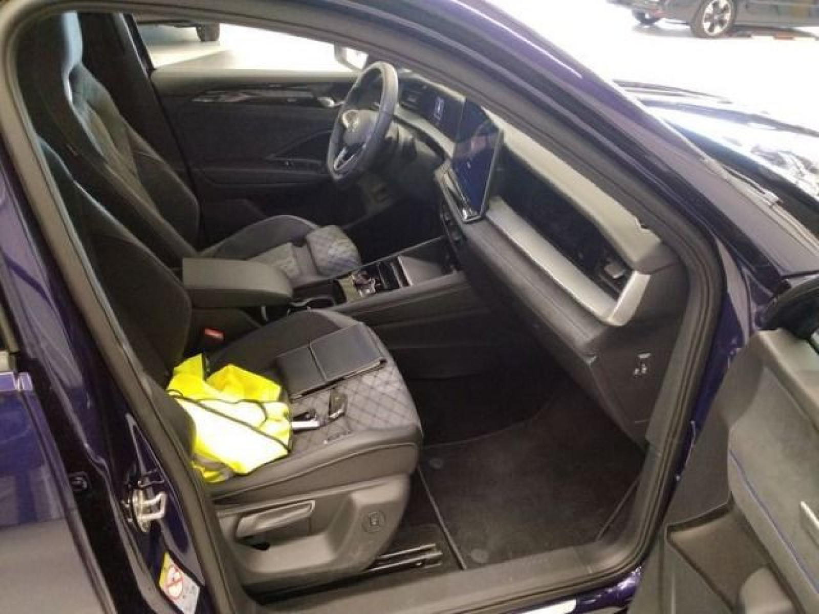 Volkswagen - Tayron_7