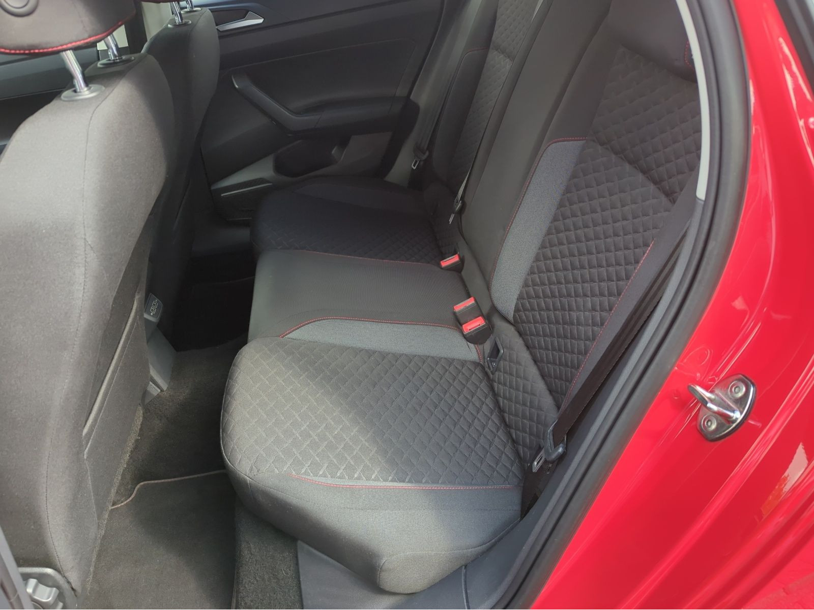 Volkswagen - Polo_5