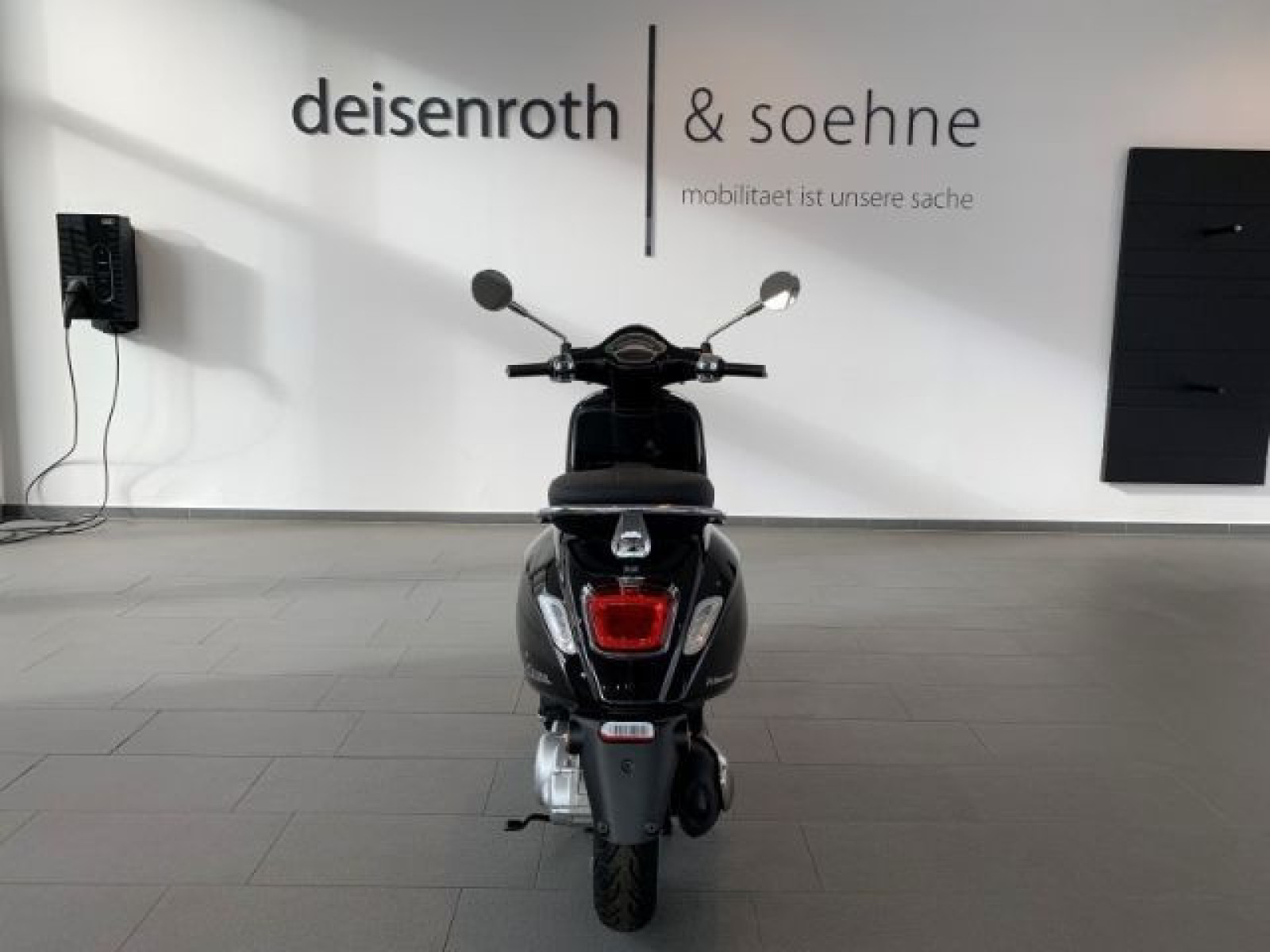 Piaggio - _10