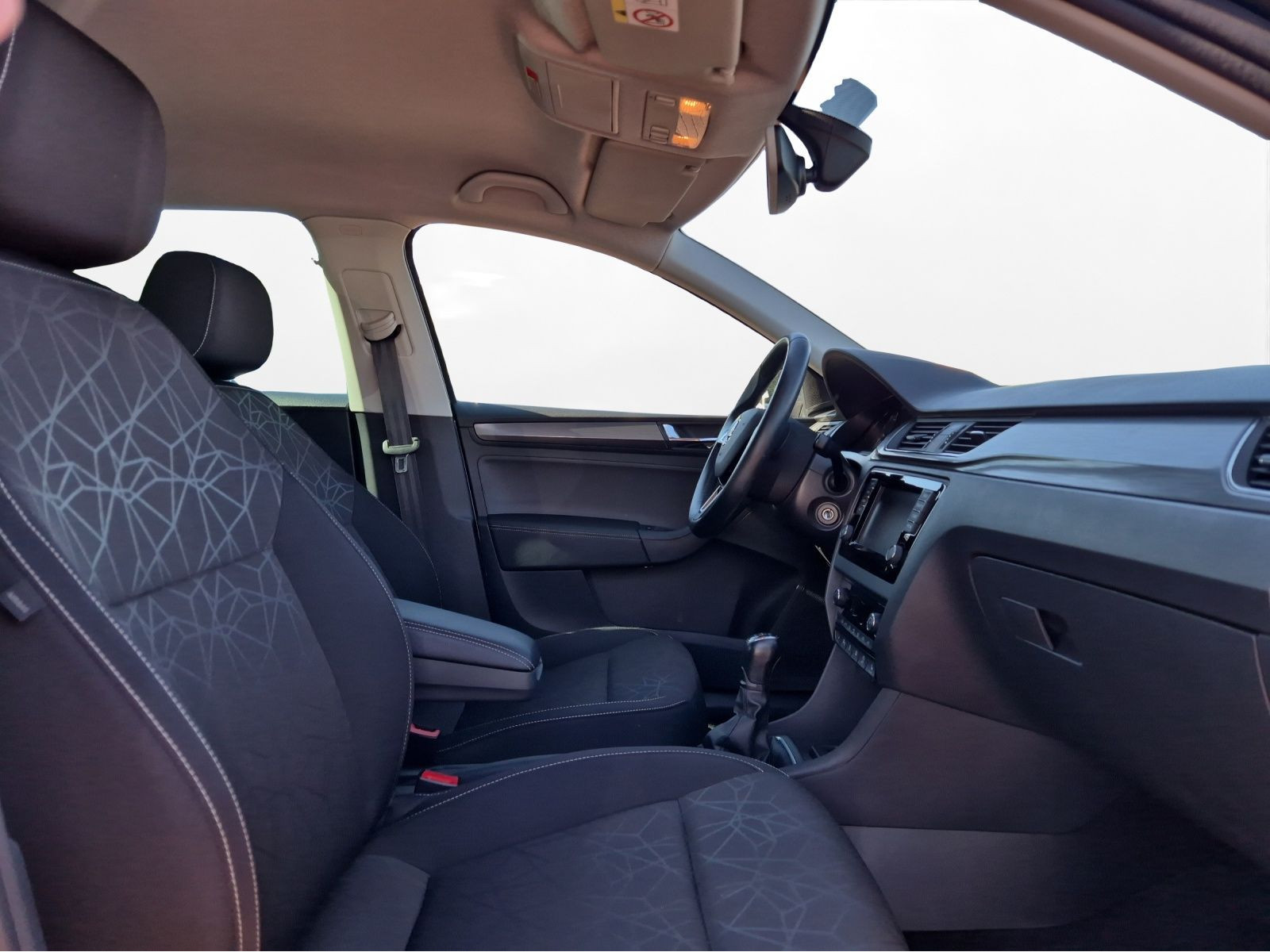 Škoda - Rapid Spaceback_12