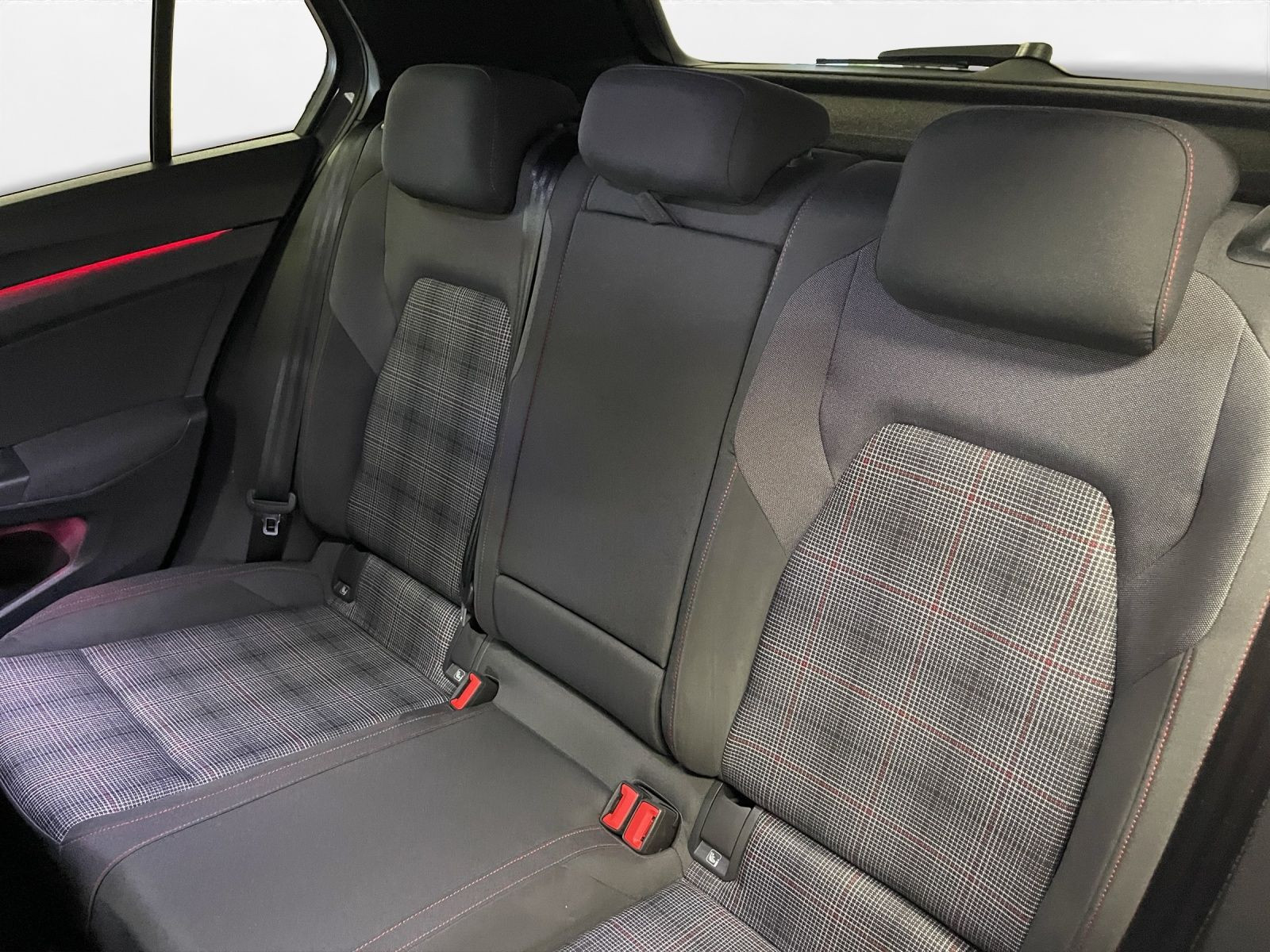 Volkswagen - Golf GTI_19