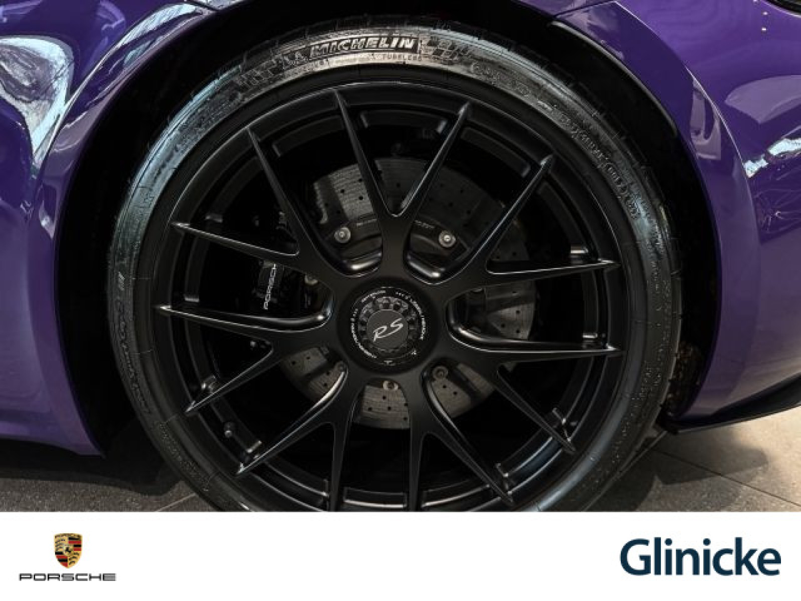 Porsche - Cayman_39