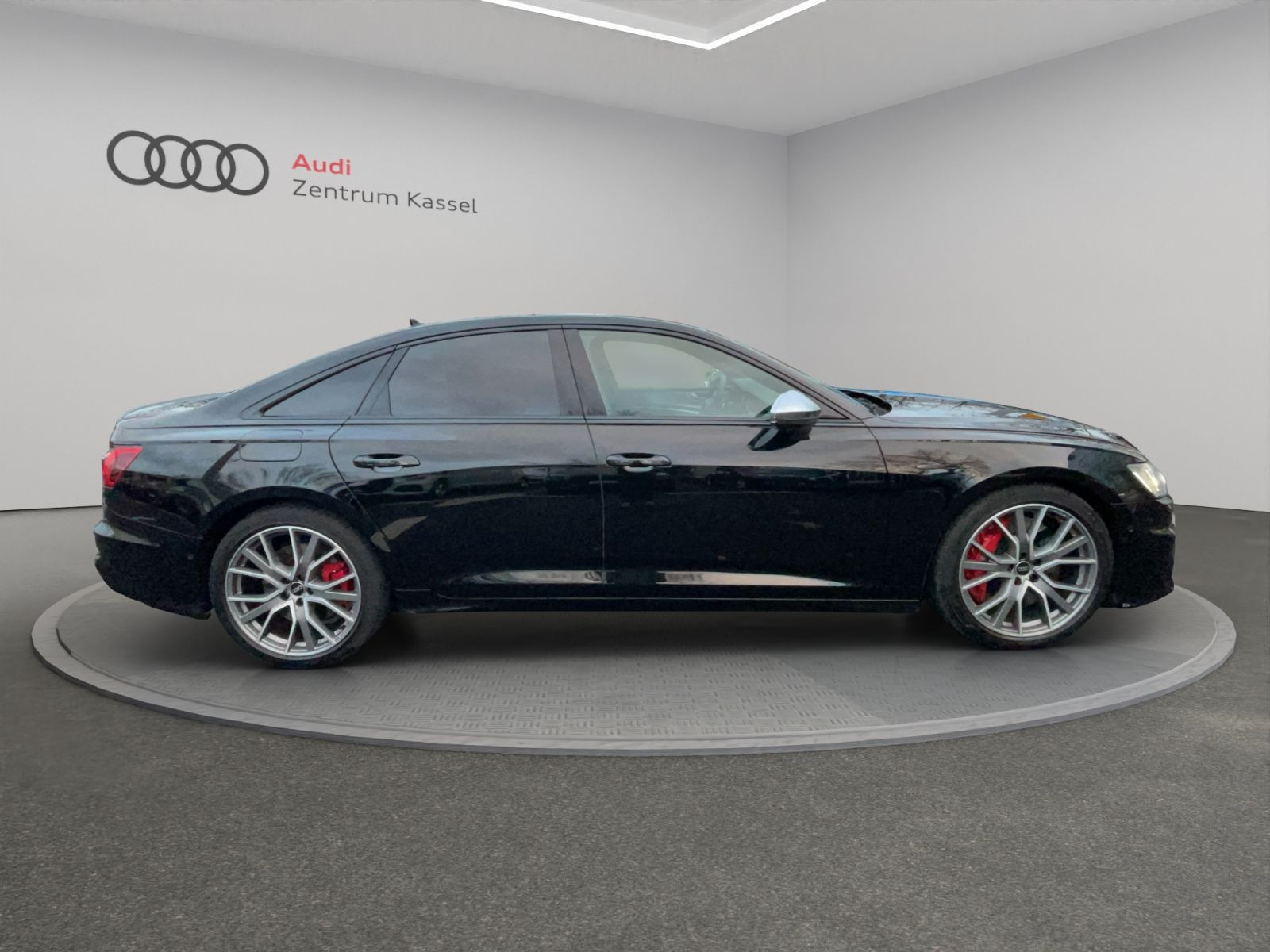 Audi - S6_8