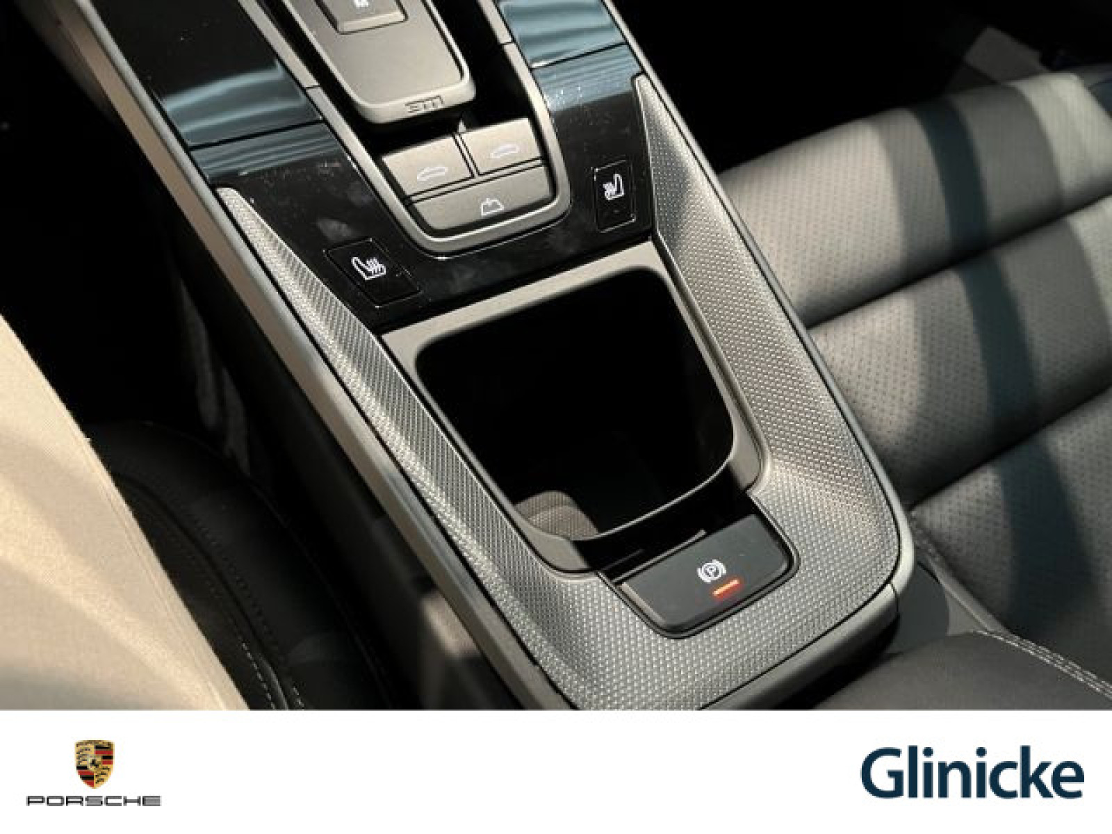 Porsche - 992_27 Porsche - 992_27