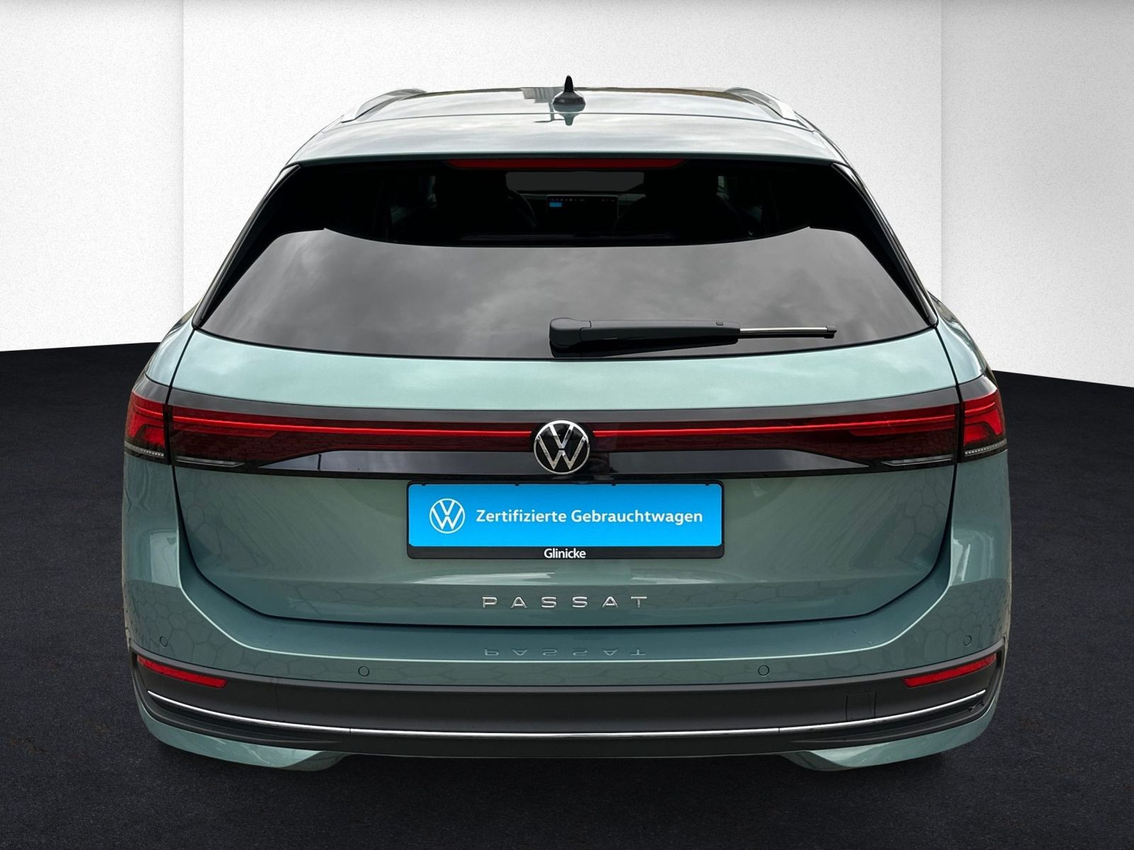 Volkswagen - Passat Variant_6