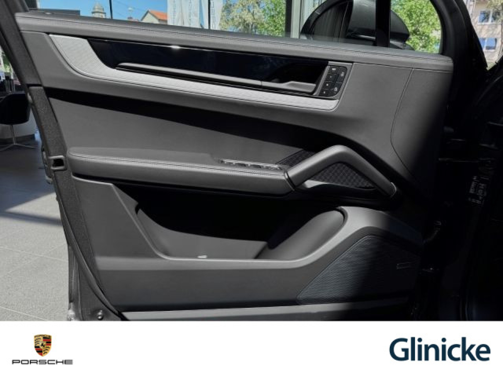 Porsche - Cayenne_31