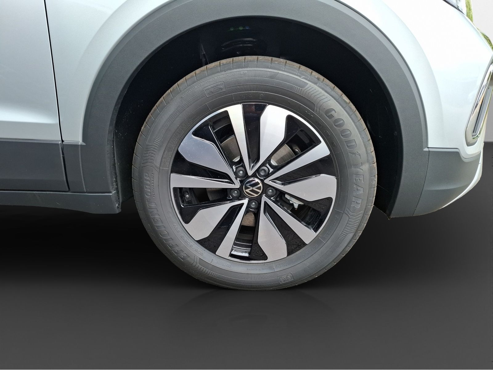 Volkswagen - T-Cross_13