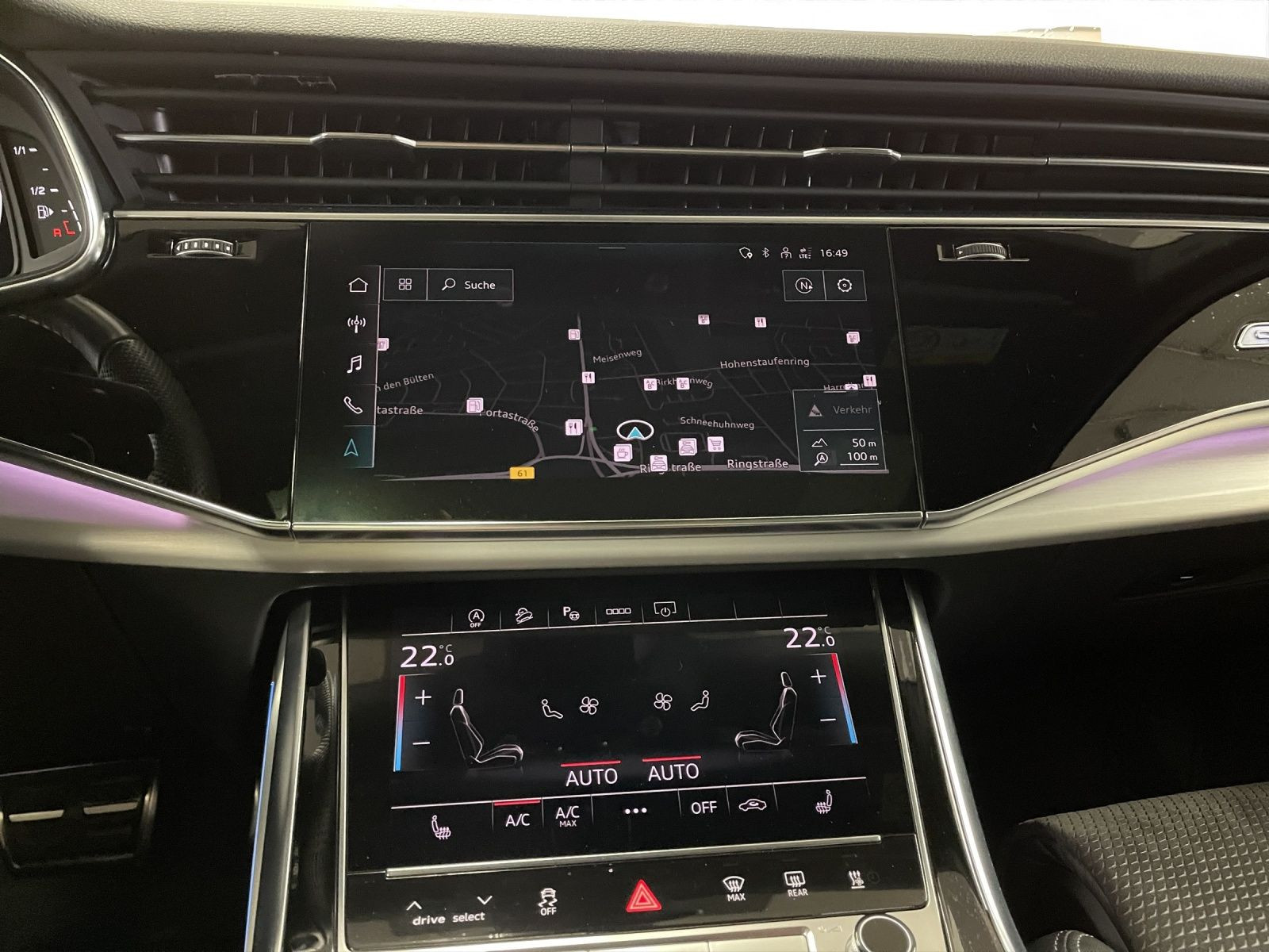 Audi - Q7_10