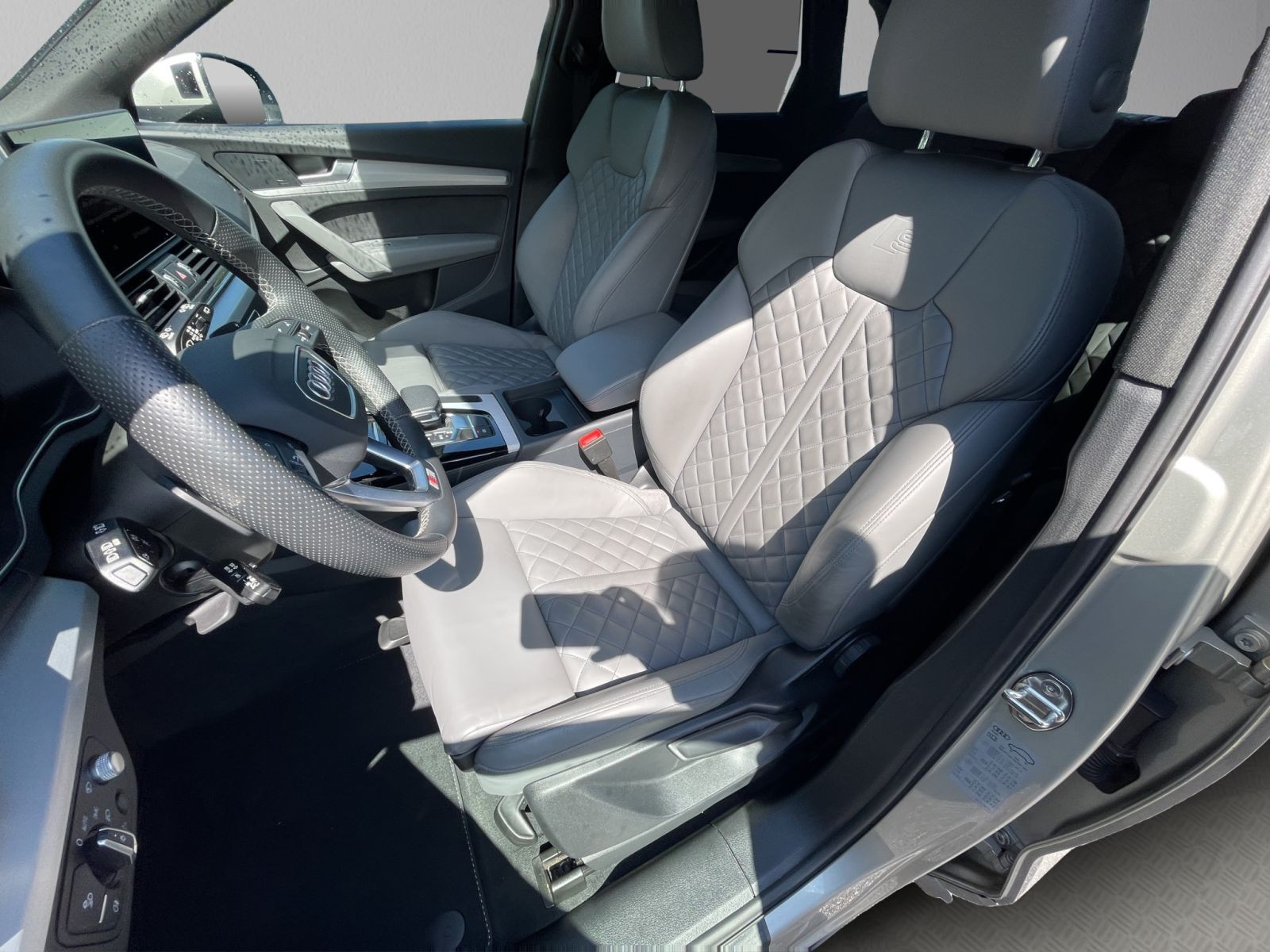 Audi - Q5_9