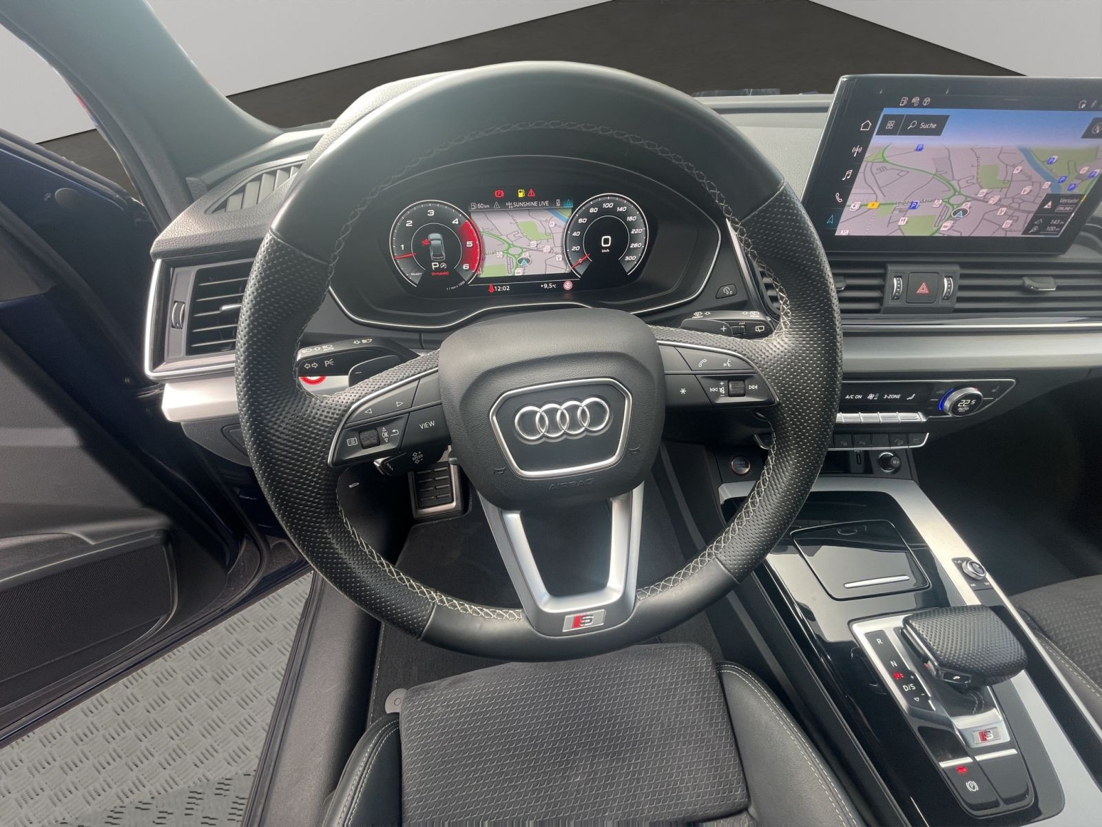Audi - SQ5_12