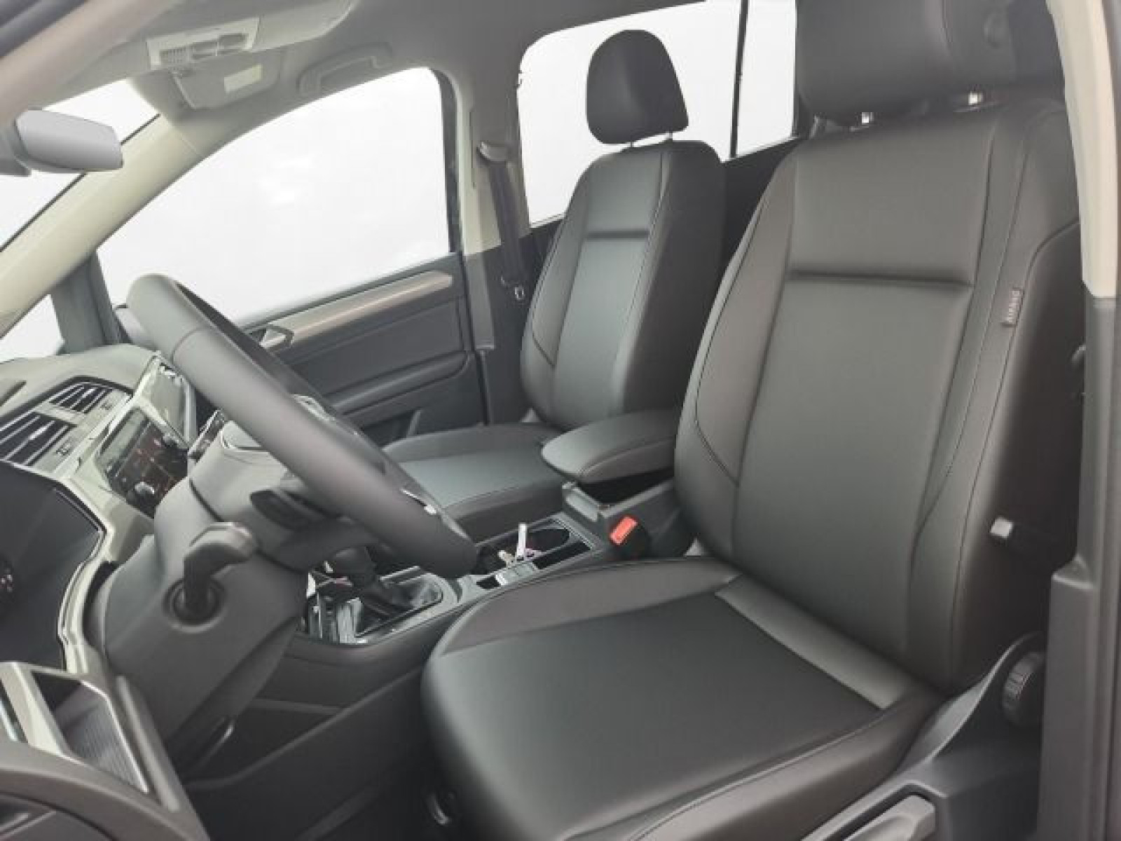 Volkswagen - Touran_10 Volkswagen - Touran_10