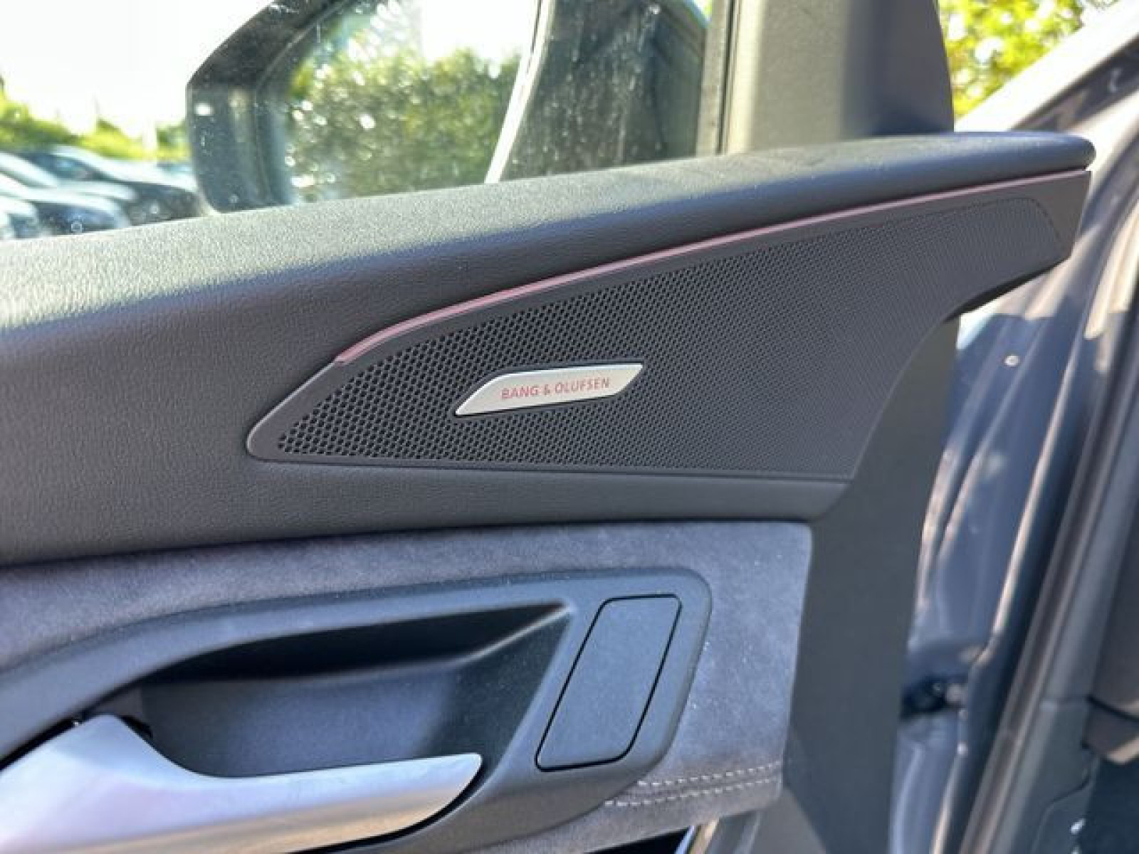 Audi - SQ6 SUV e-tron_26