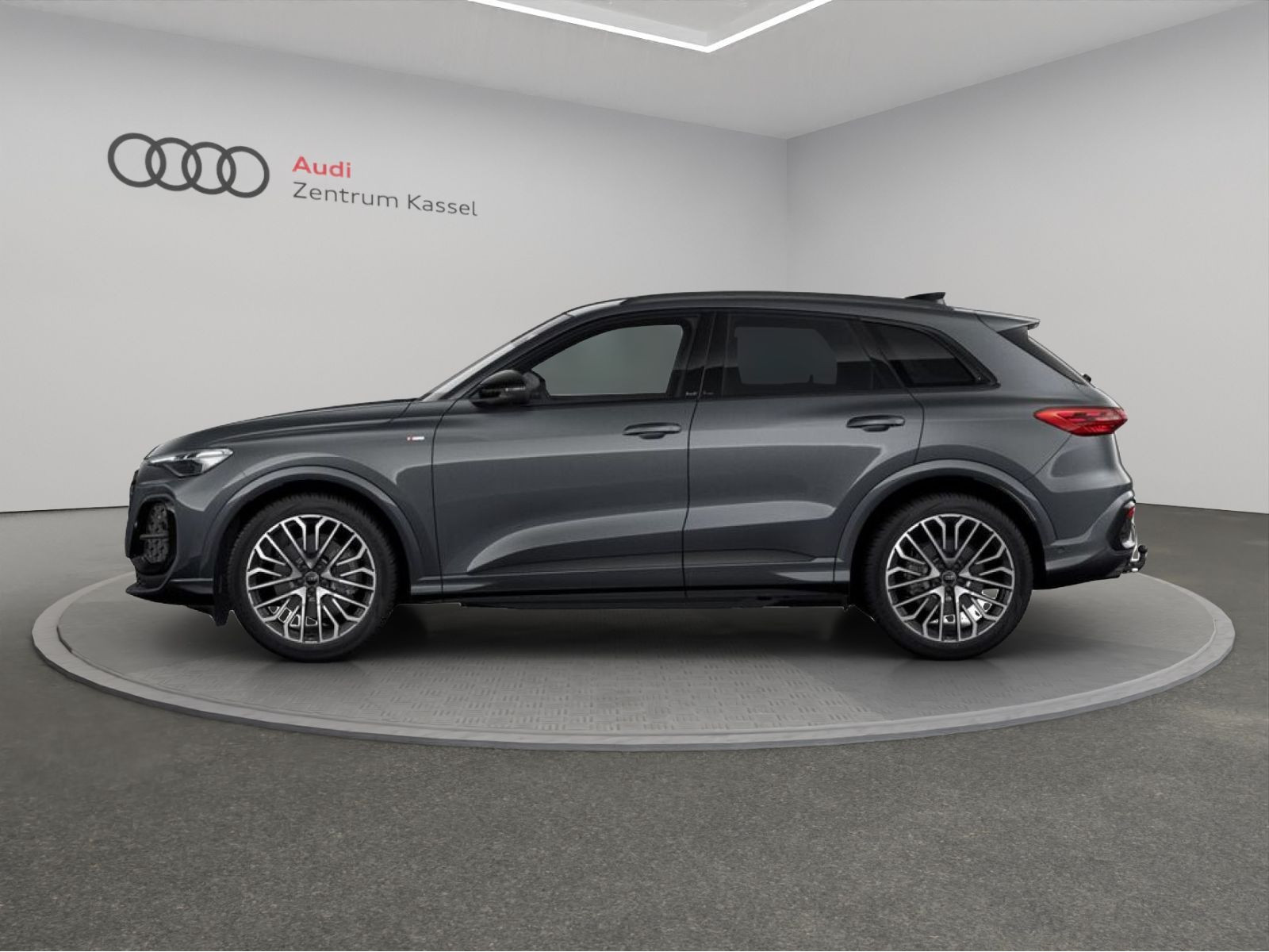 Audi - Q5_4