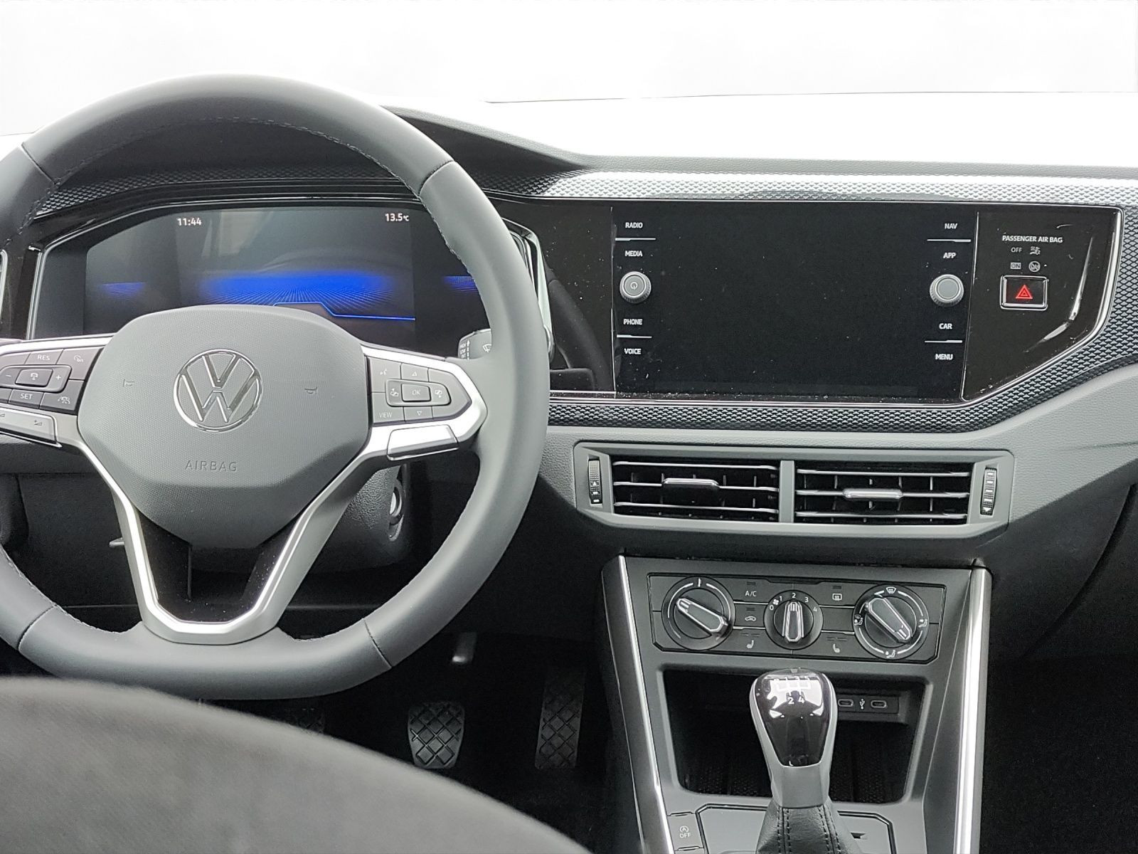 Volkswagen - Taigo_7