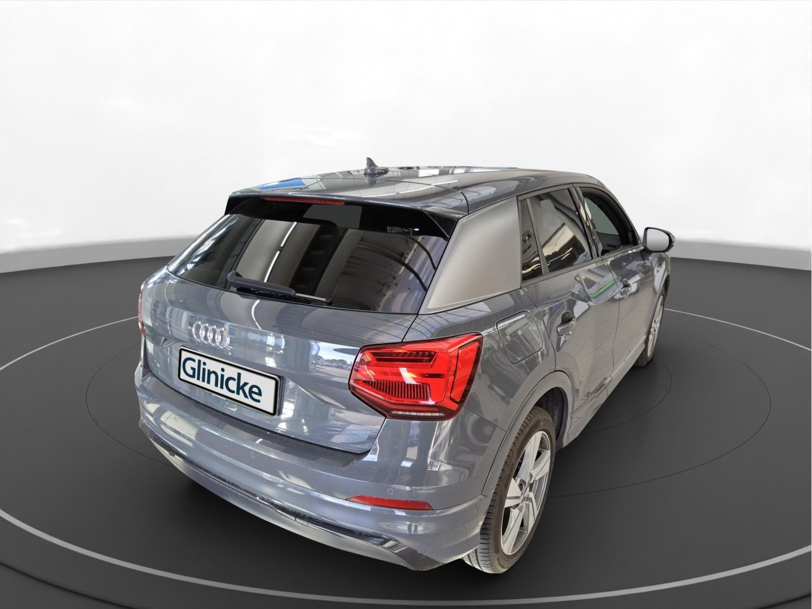 Audi - Q2_4