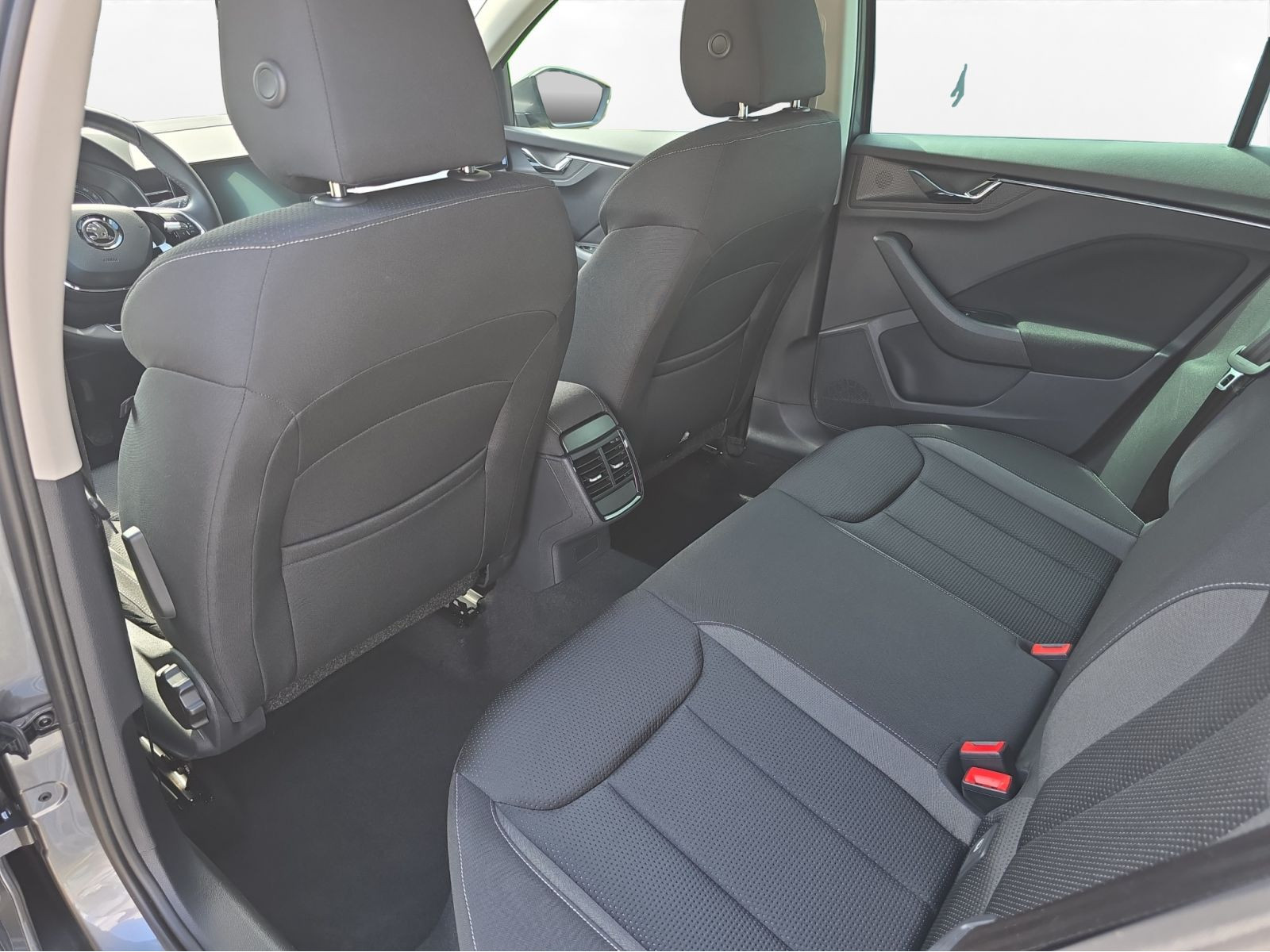 Škoda - Scala_10