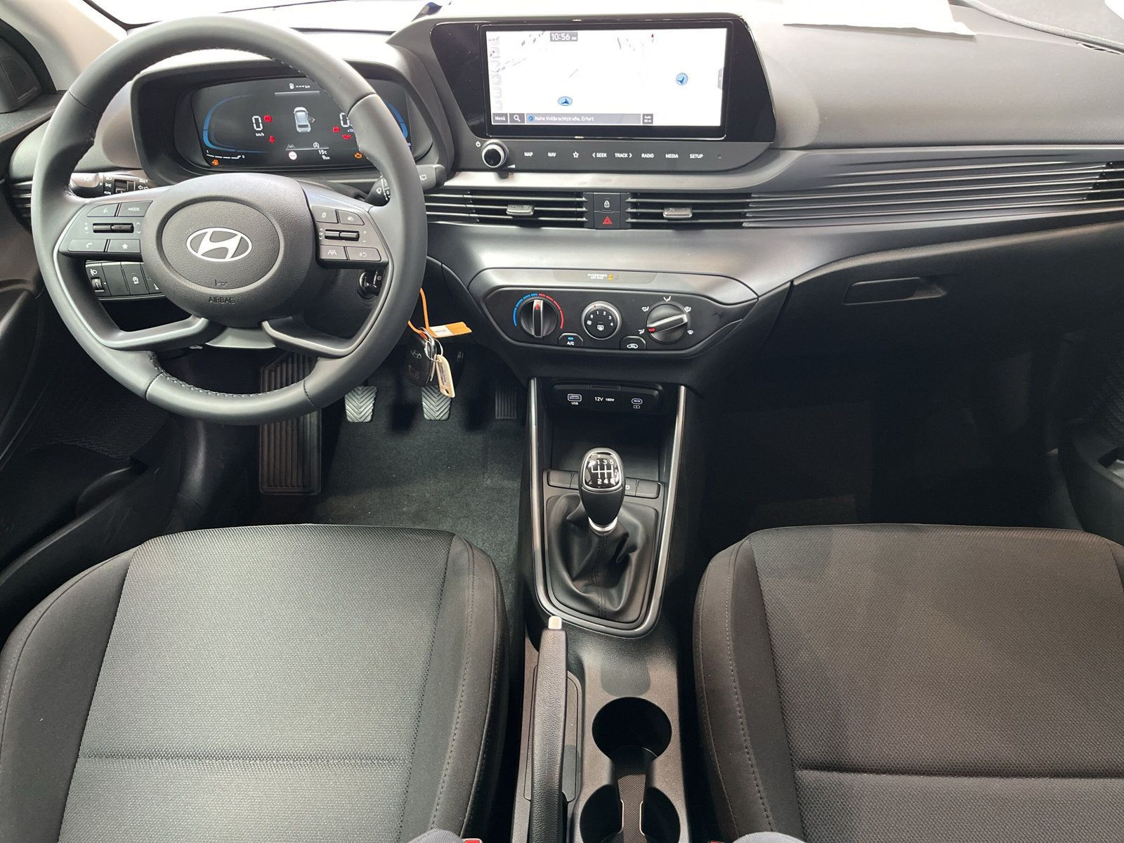 Hyundai - BAYON_8