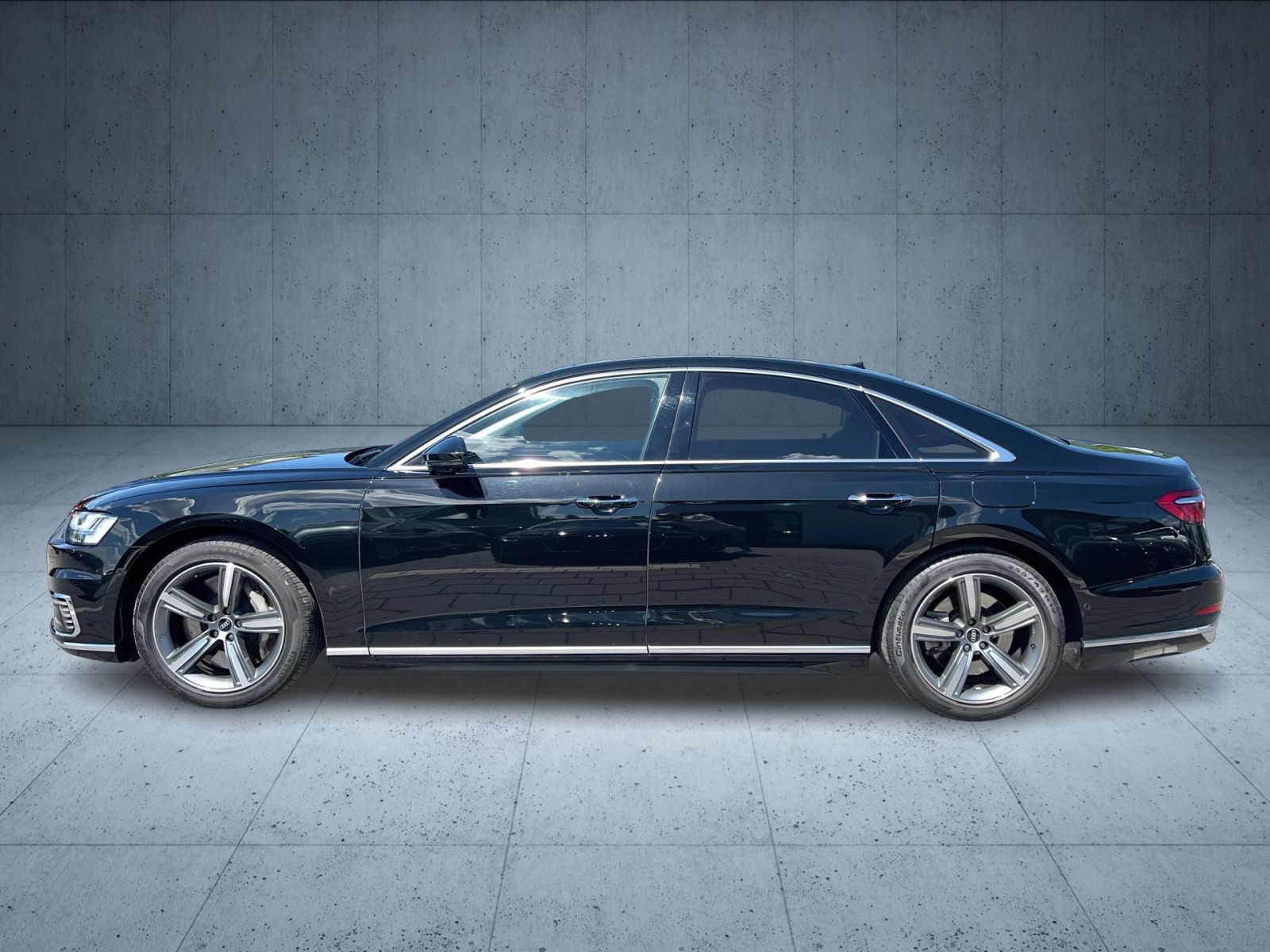 Audi - A8_4