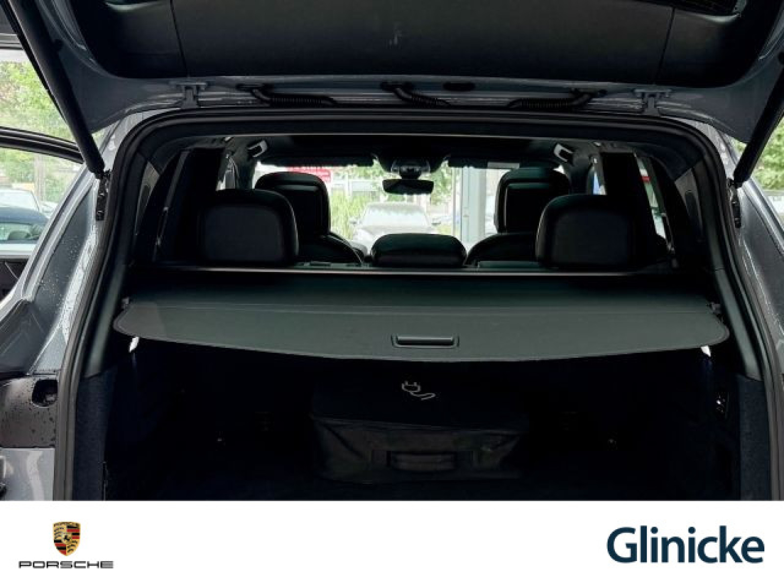 Porsche - Cayenne_35