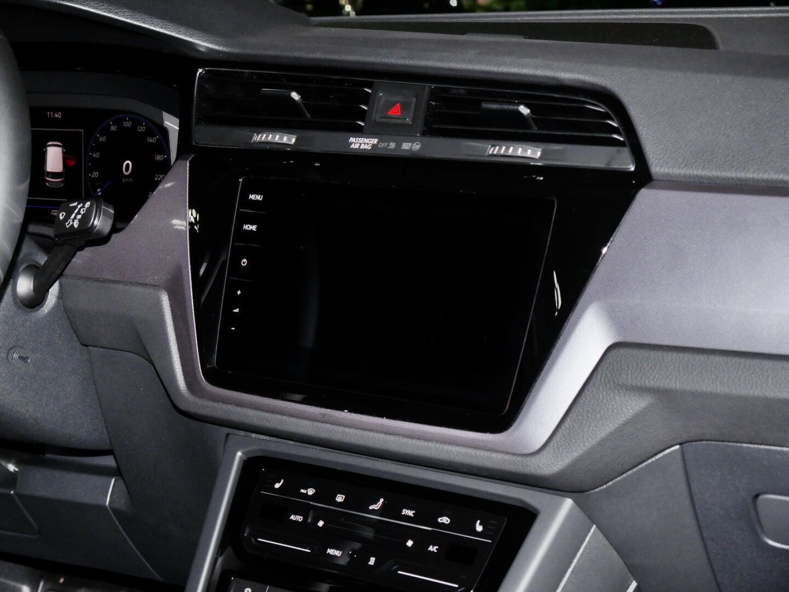 Volkswagen - Touran_7