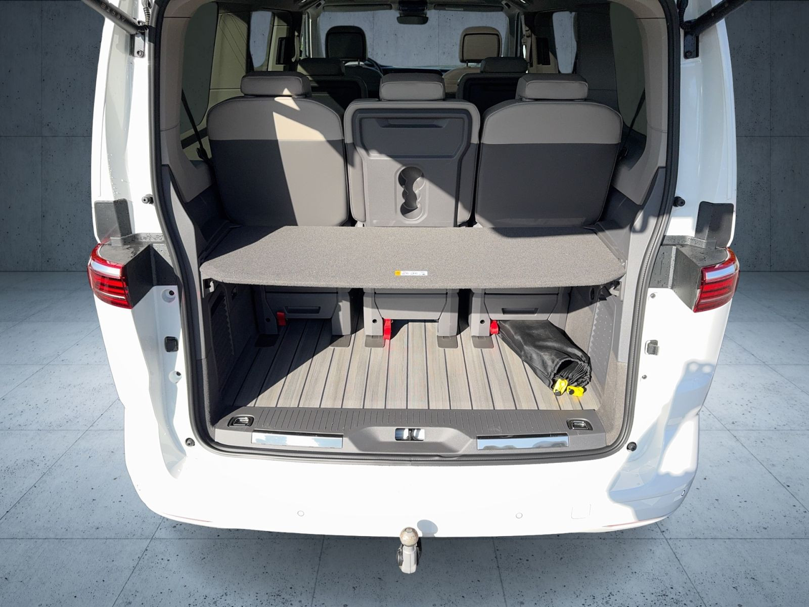 Volkswagen - Multivan_13