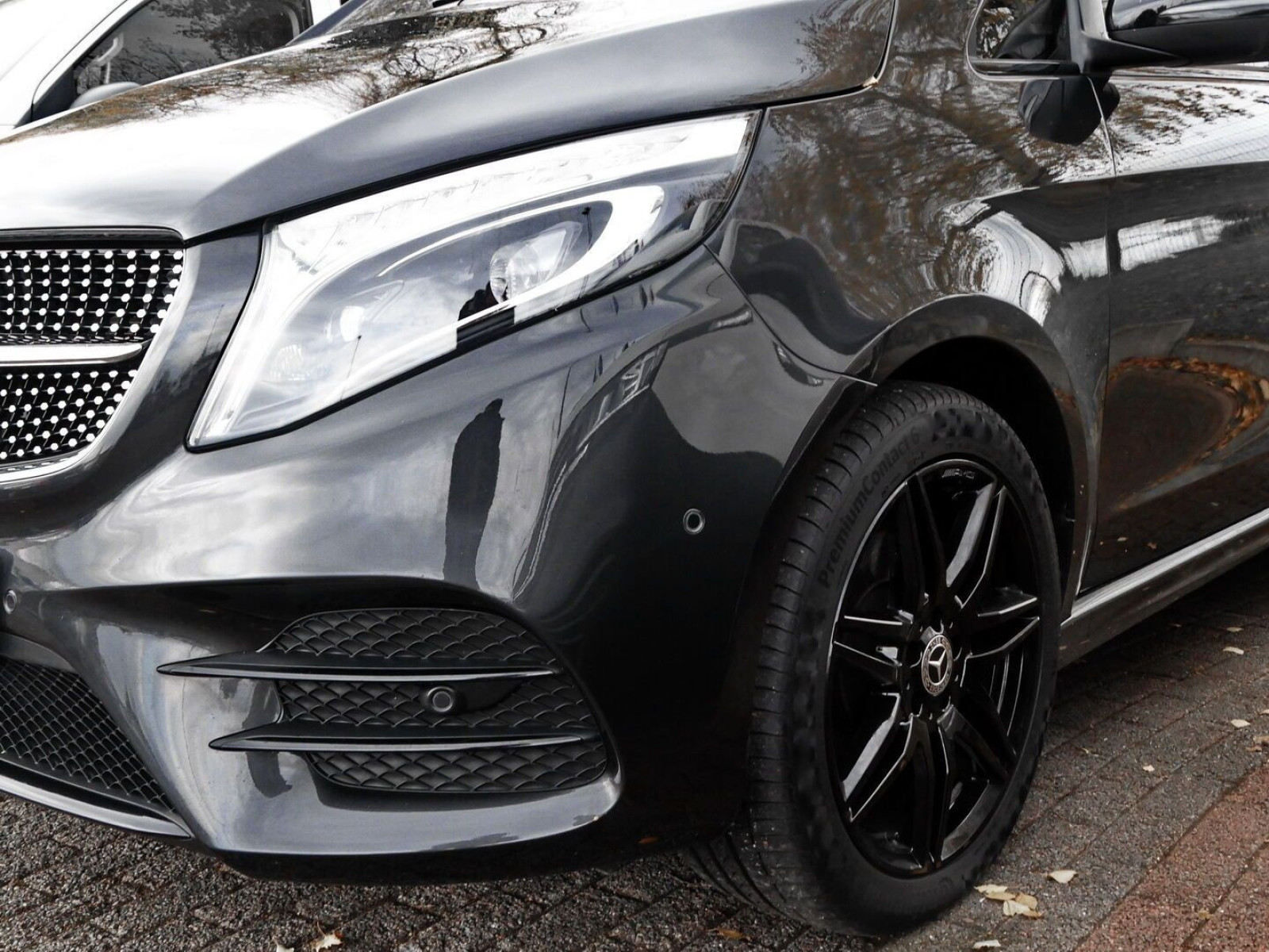 Mercedes-Benz - V 300_15