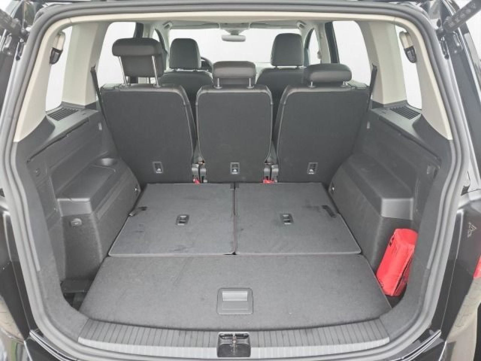 Volkswagen - Touran_20 Volkswagen - Touran_20