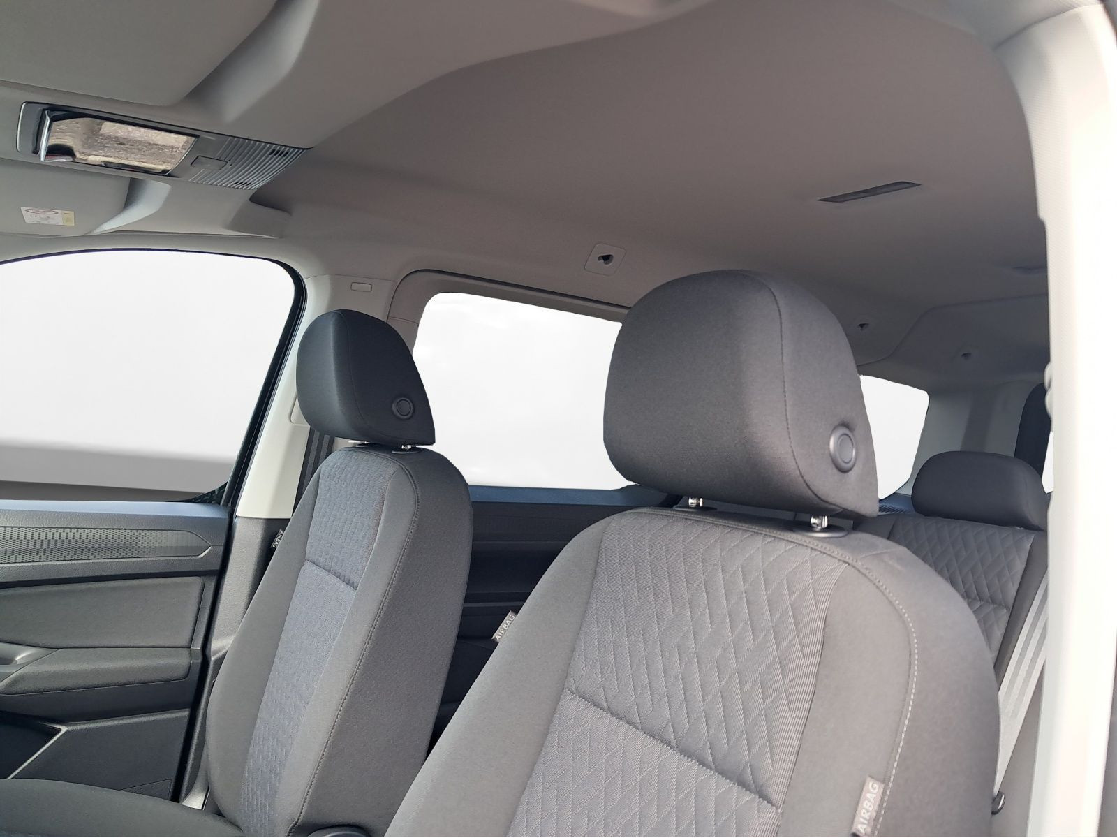 Volkswagen - Caddy Maxi_16