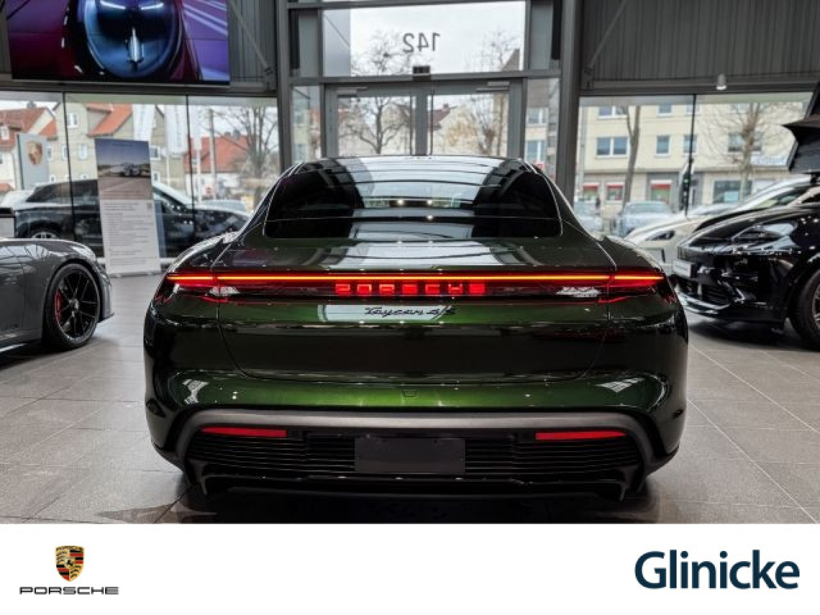Porsche - Taycan_4